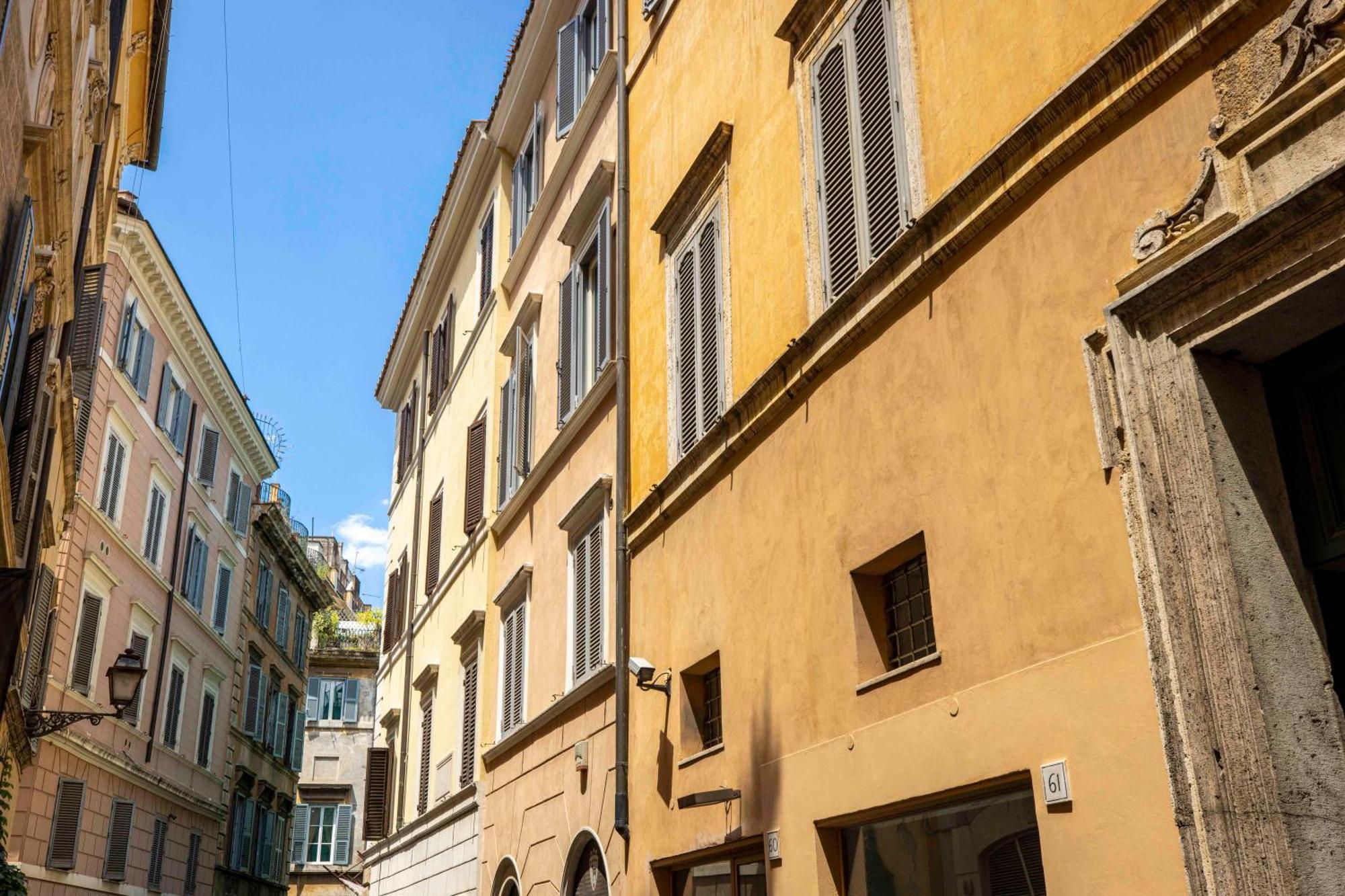Deluxe Two-Bedroom Apartment