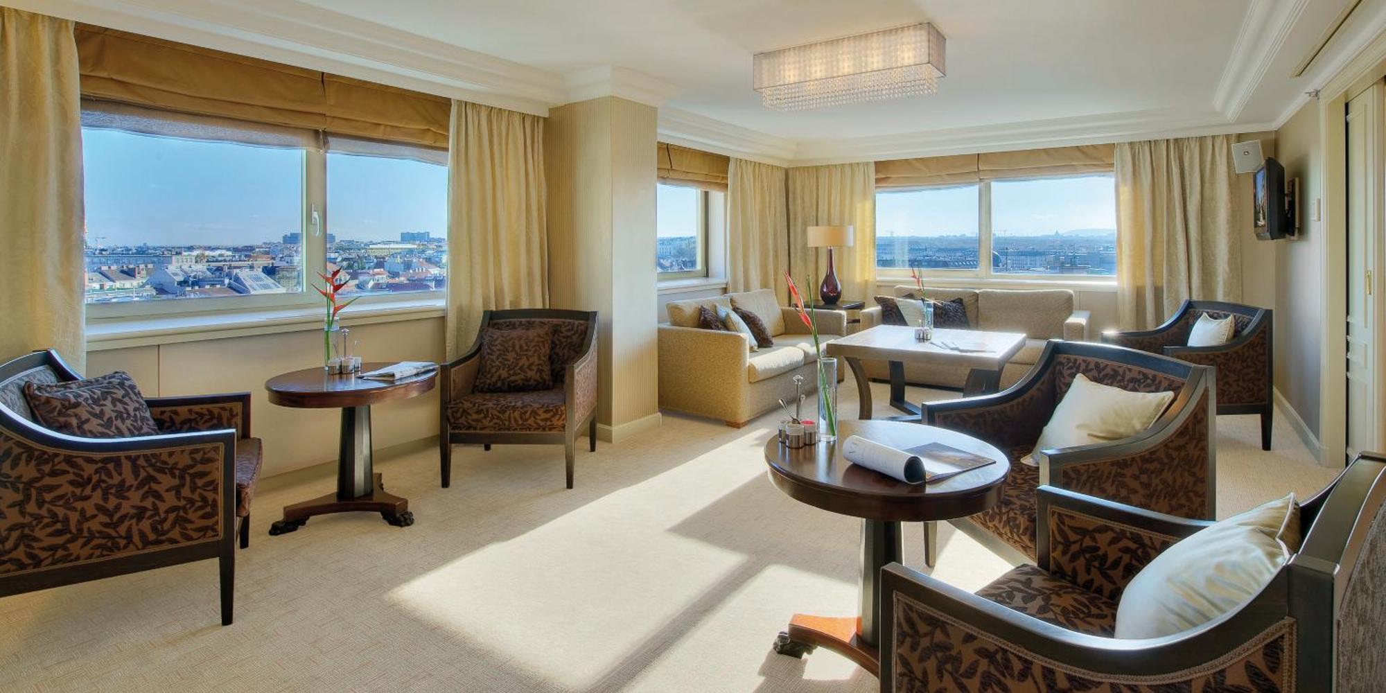 Classic Room Lounge Access