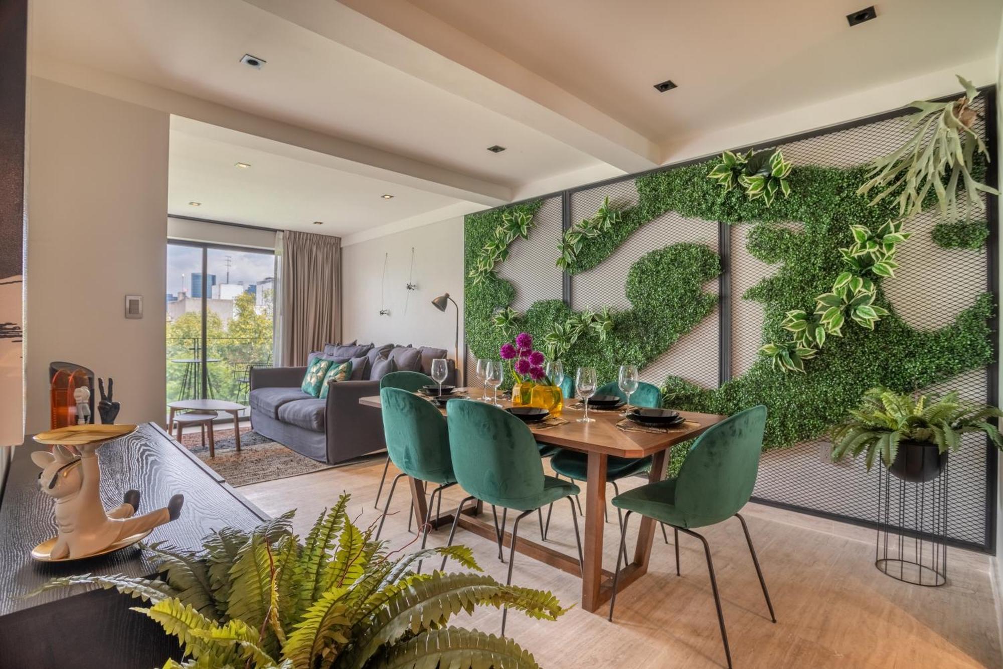 Deluxe Apartment