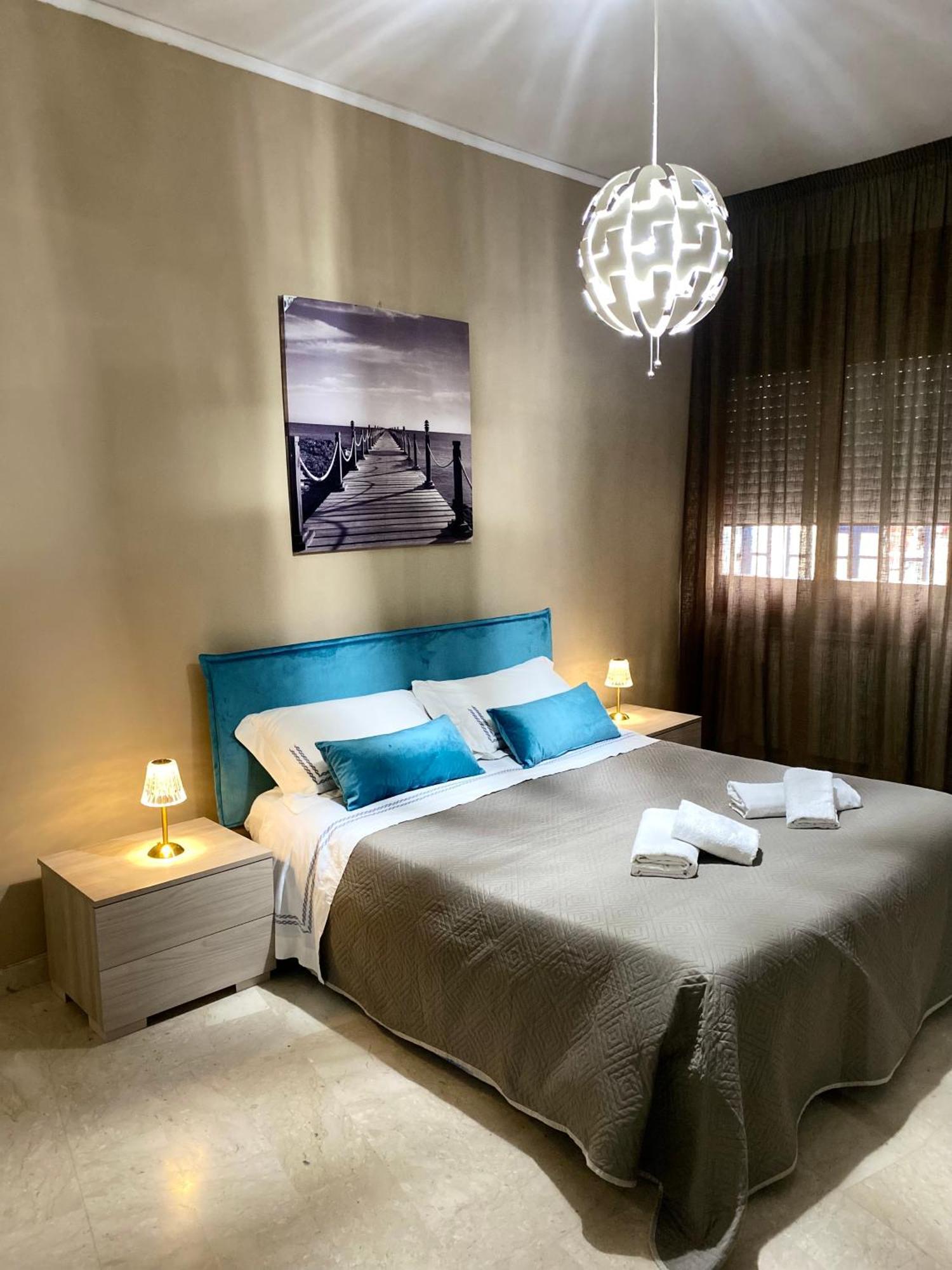 Large Double or Twin Room