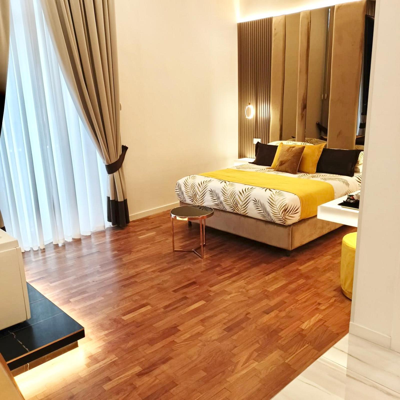 Queen Room Spa Bath Annex