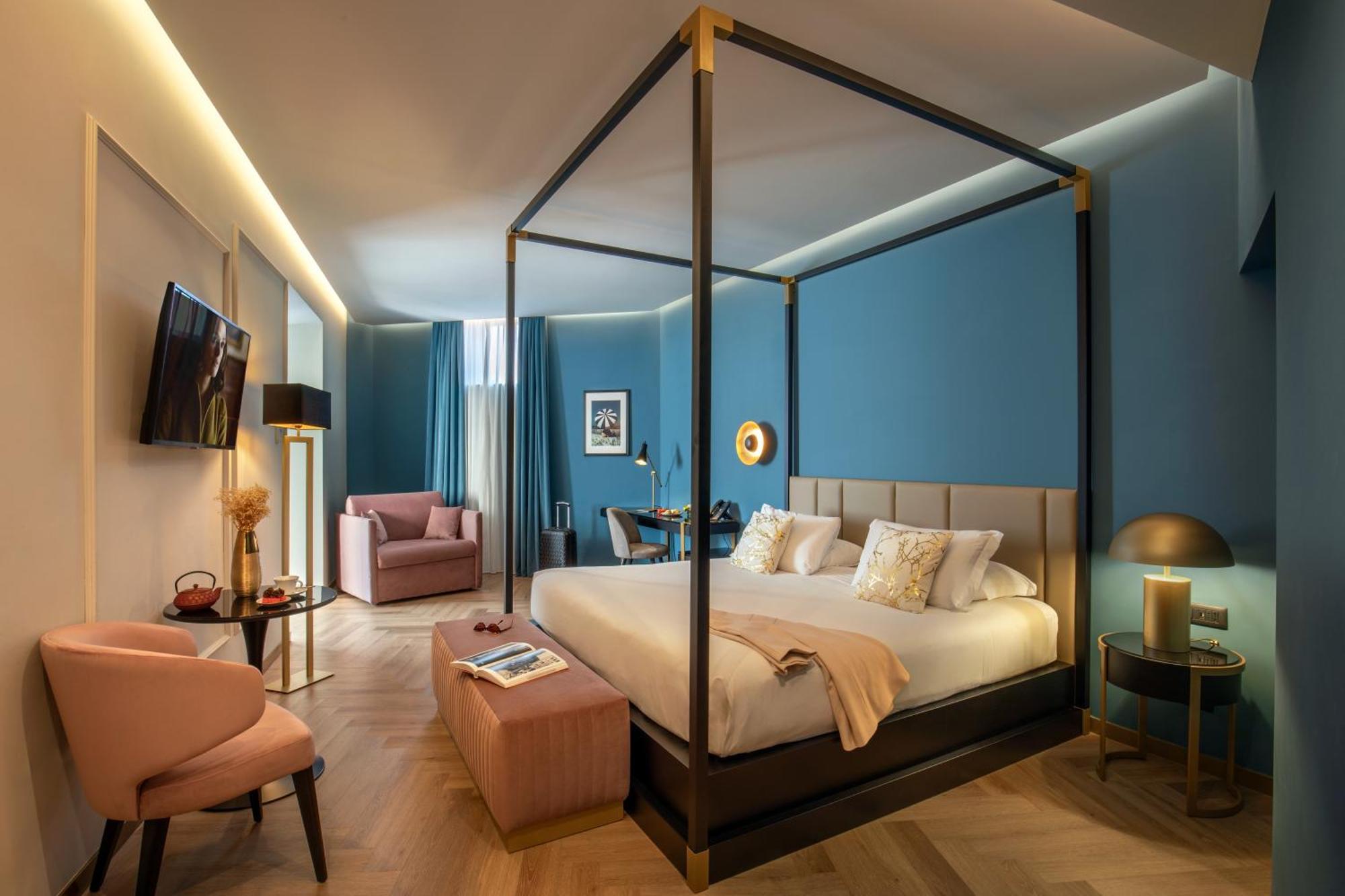 Deluxe Double or Twin Room