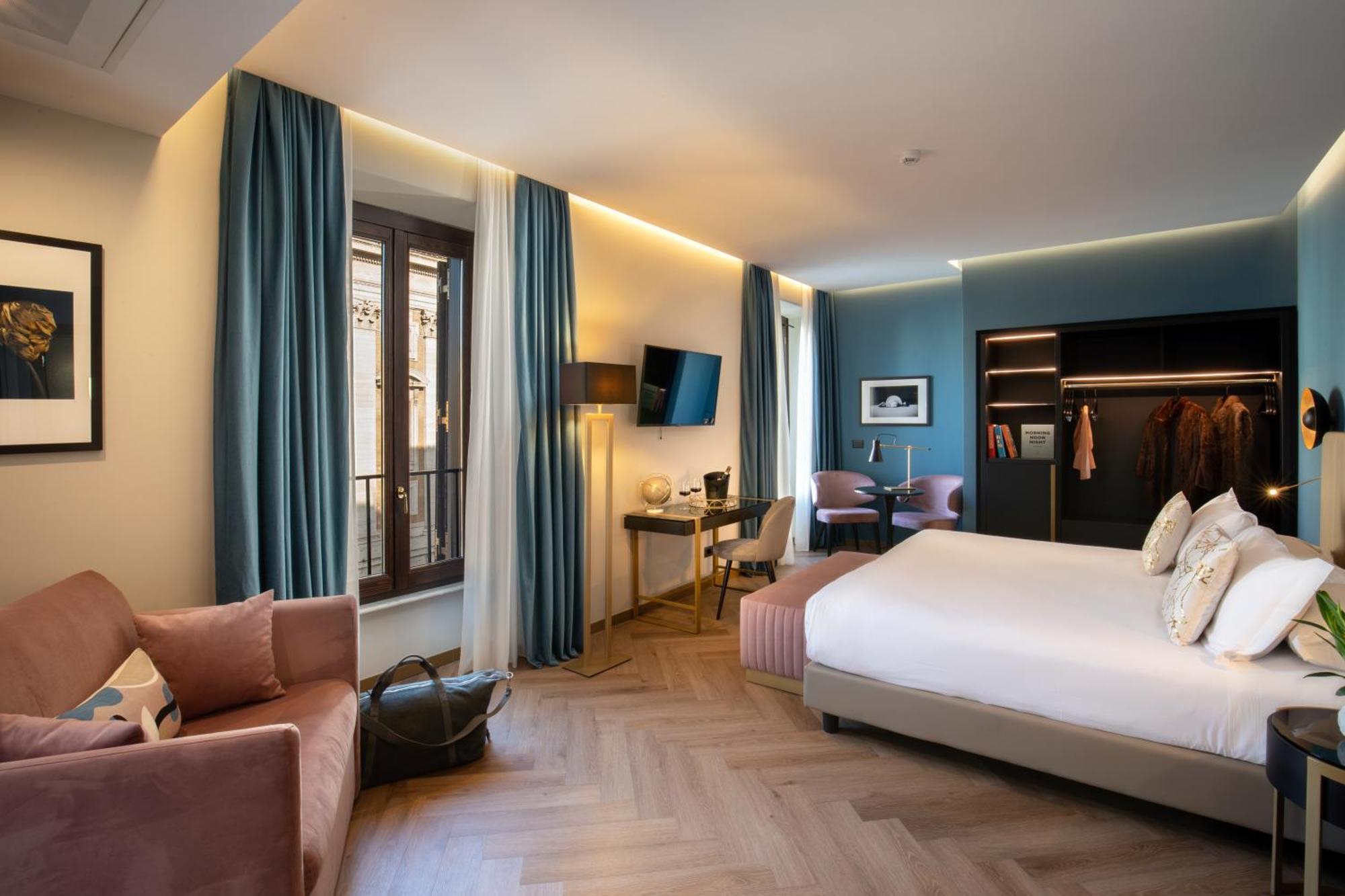 Deluxe Double or Twin Room City View