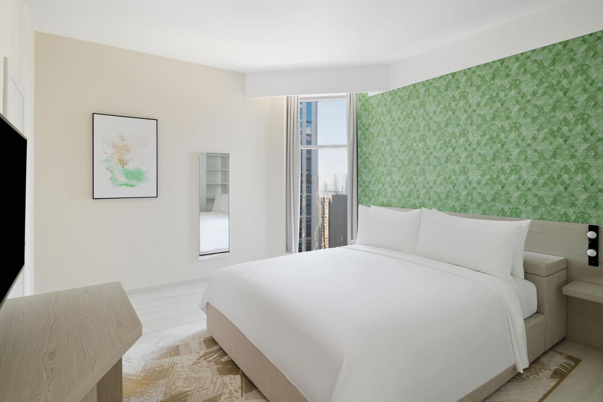 Larger Three Bedroom Apartment 3 King Beach Access