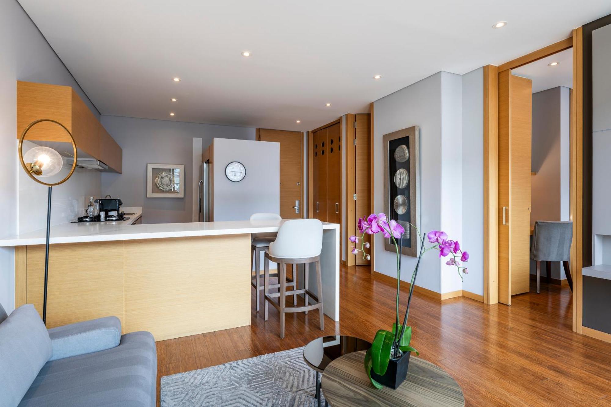 One-Bedroom Apartment