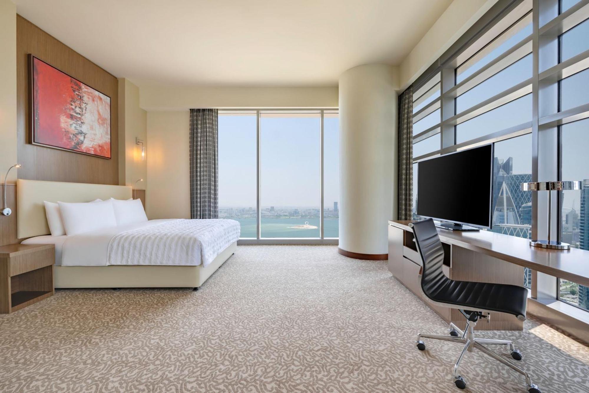 Junior Suite 1 King Sea View