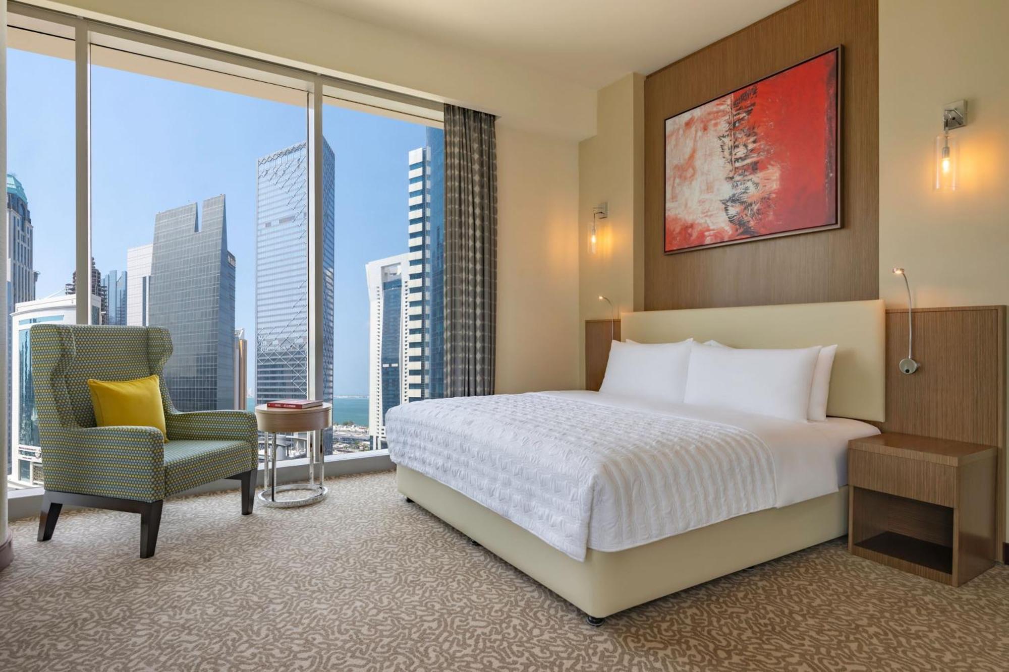Junior Suite 1 King Sea View