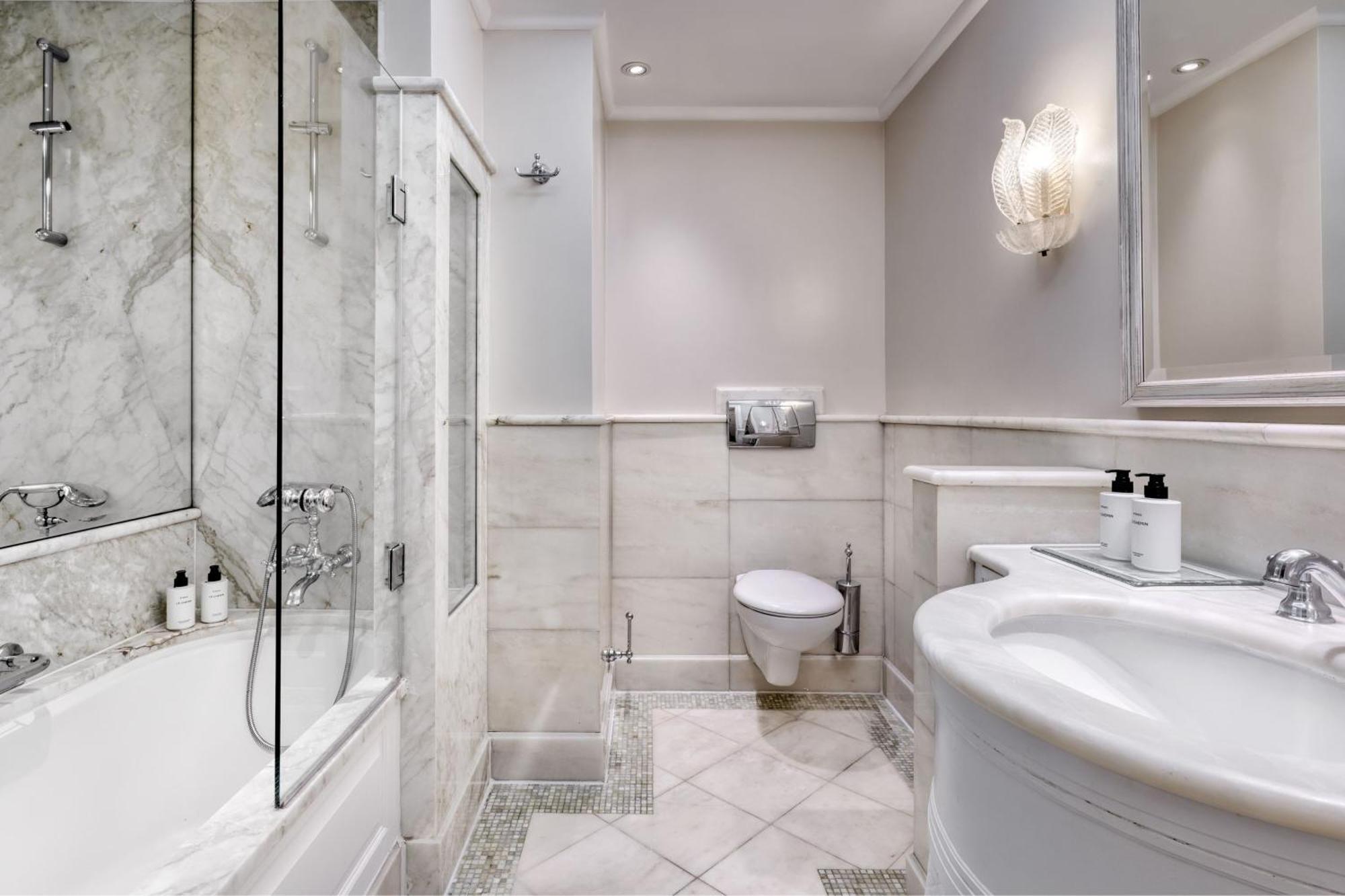 Classic Guest room 2 Twin or Single Beds Courtyard view