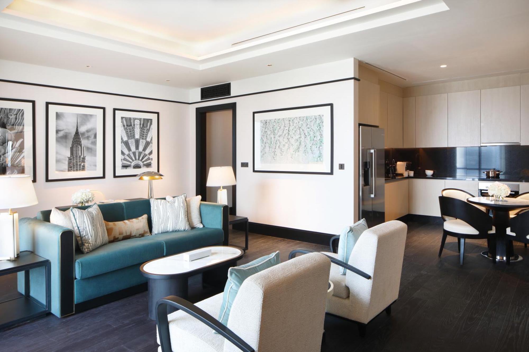 Two-Bedroom Apartment King Bed
