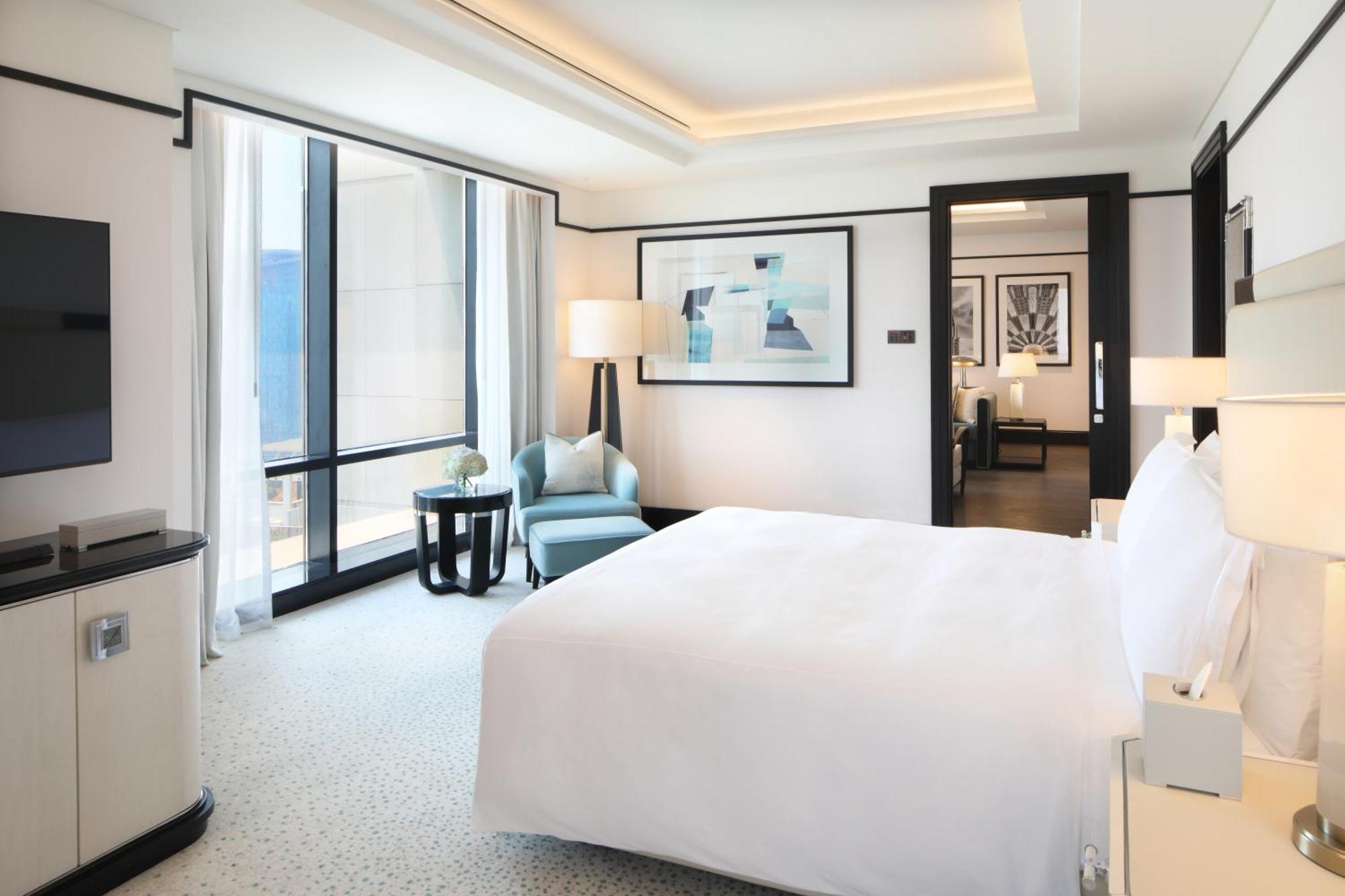 Two-Bedroom Apartment King Bed