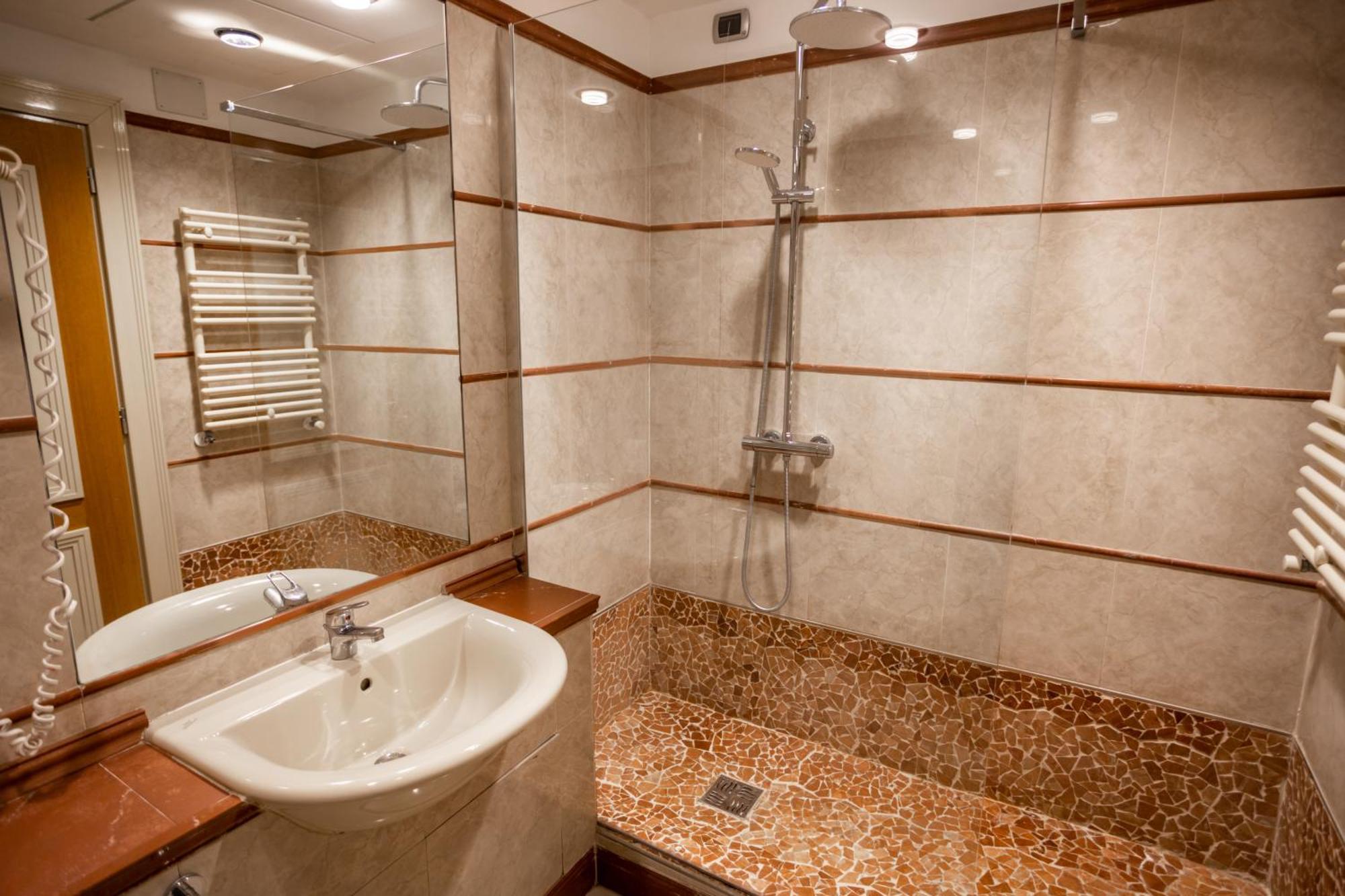 Classic Triple Room