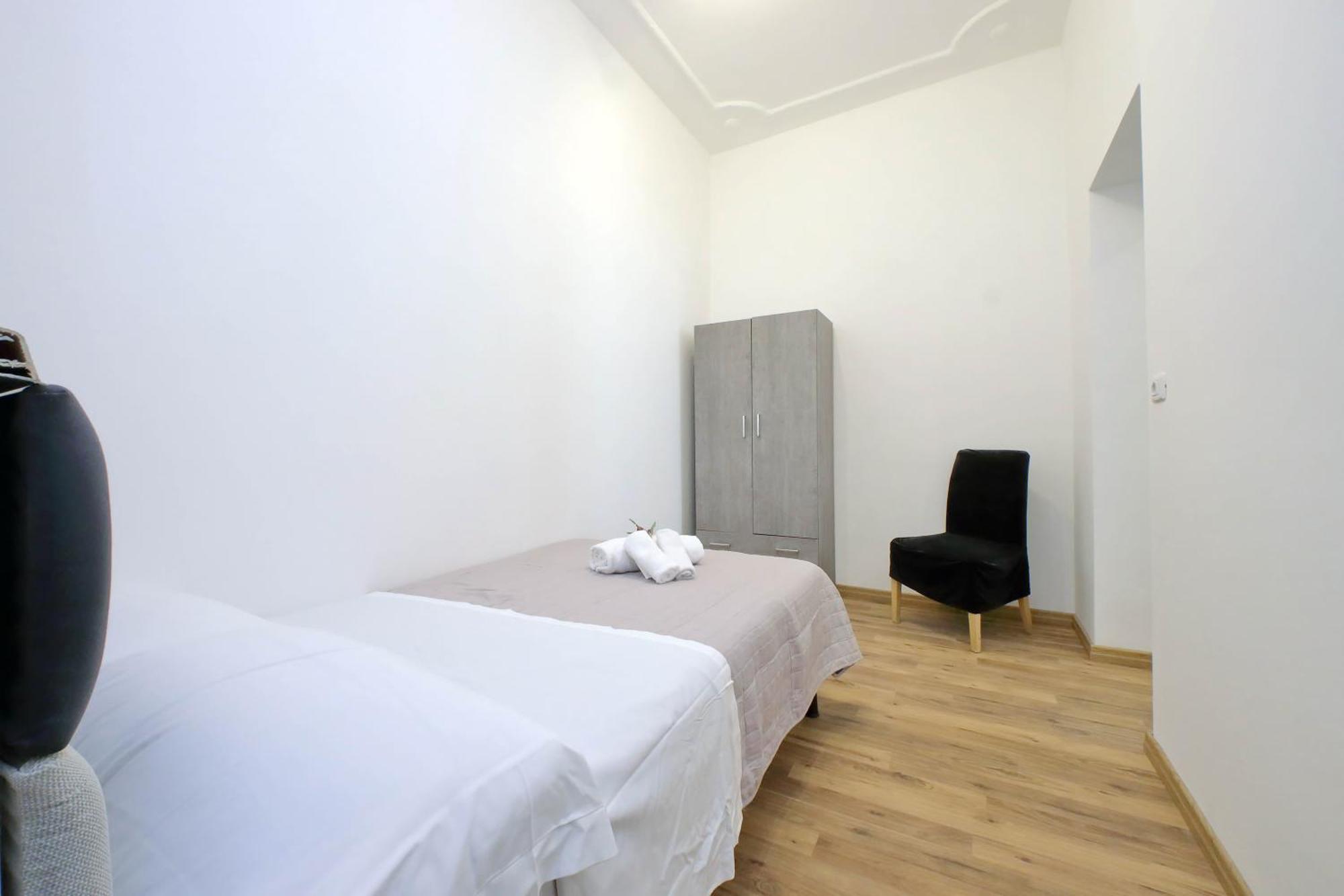 Superior Apartment