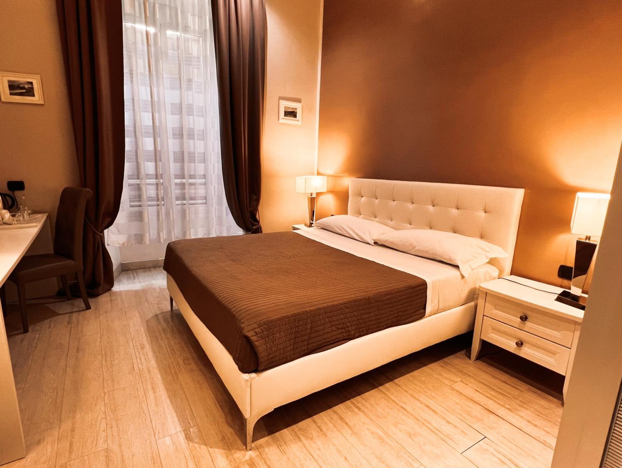 Large Double Room