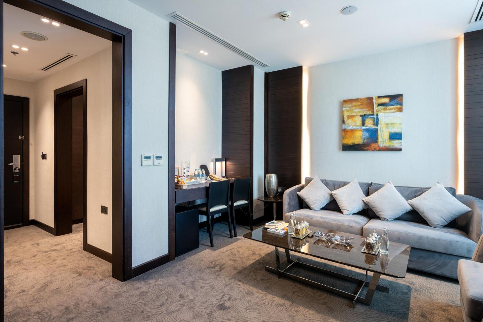 Diplomatic Suite