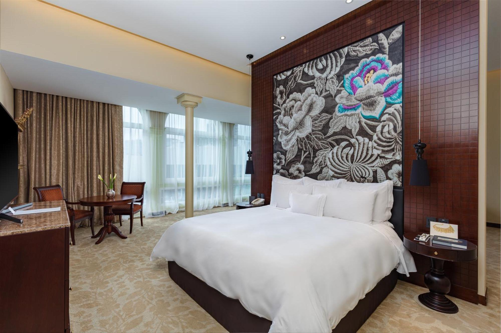 Grand Heritage Suite