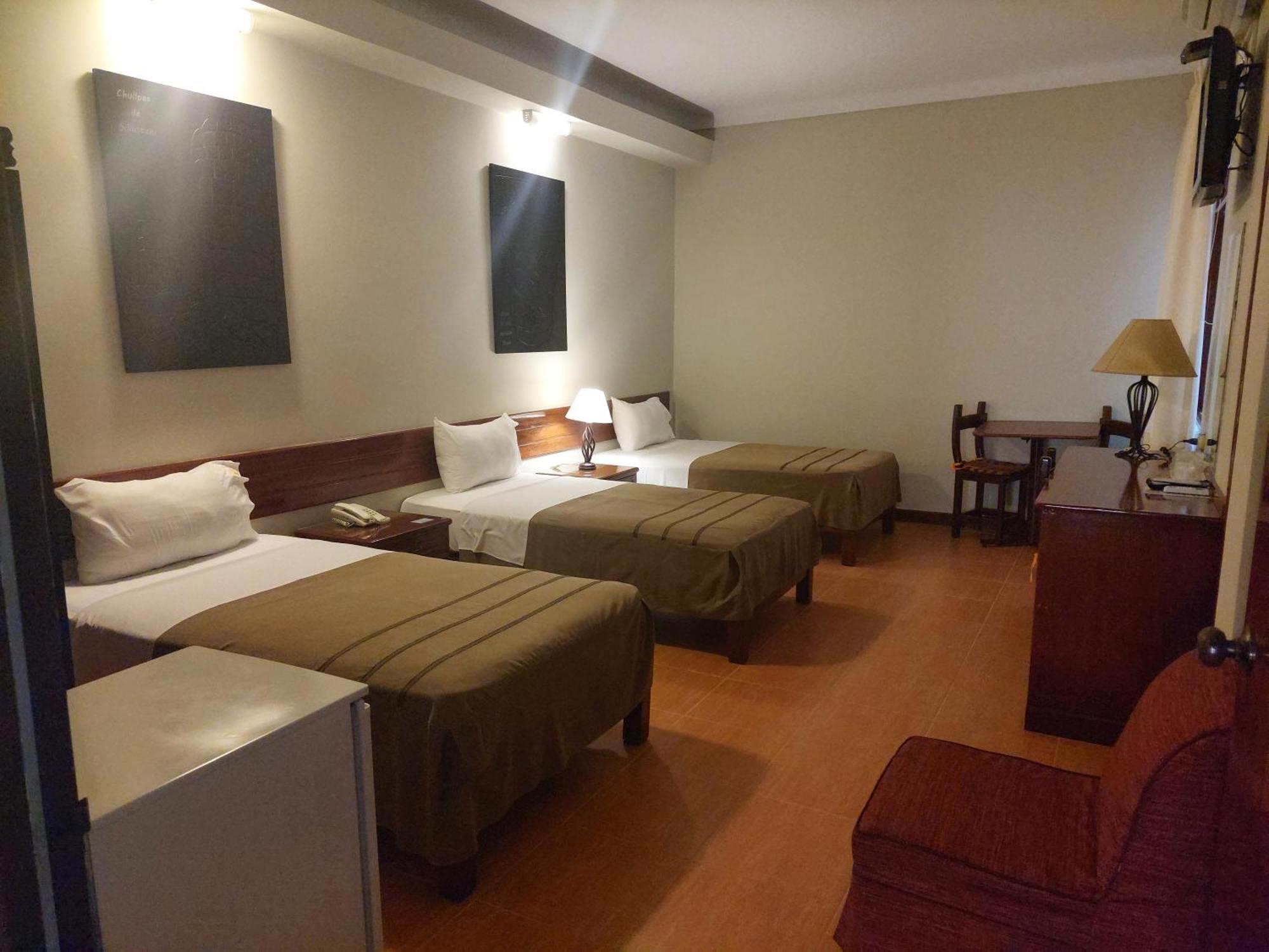 Triple Room