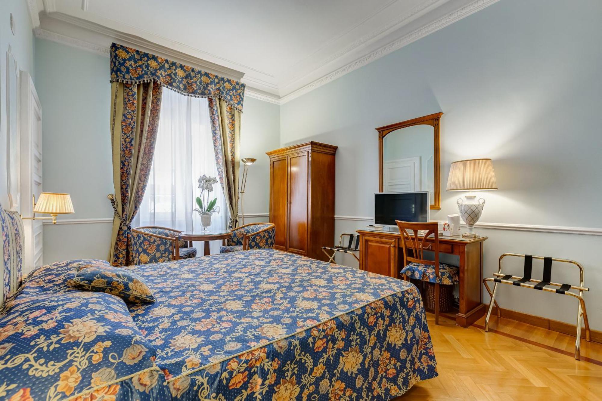 Superior Triple Room