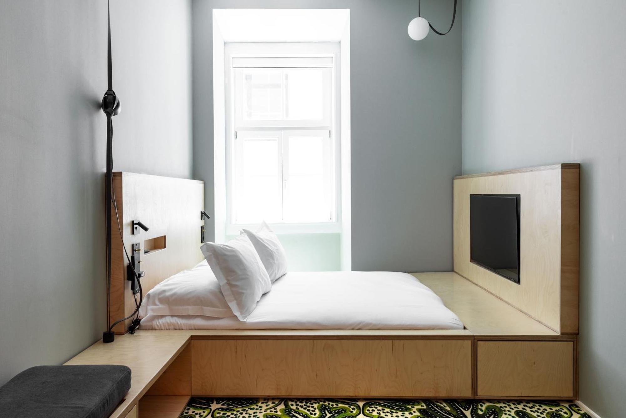 Double Room,1567696394:JPEG