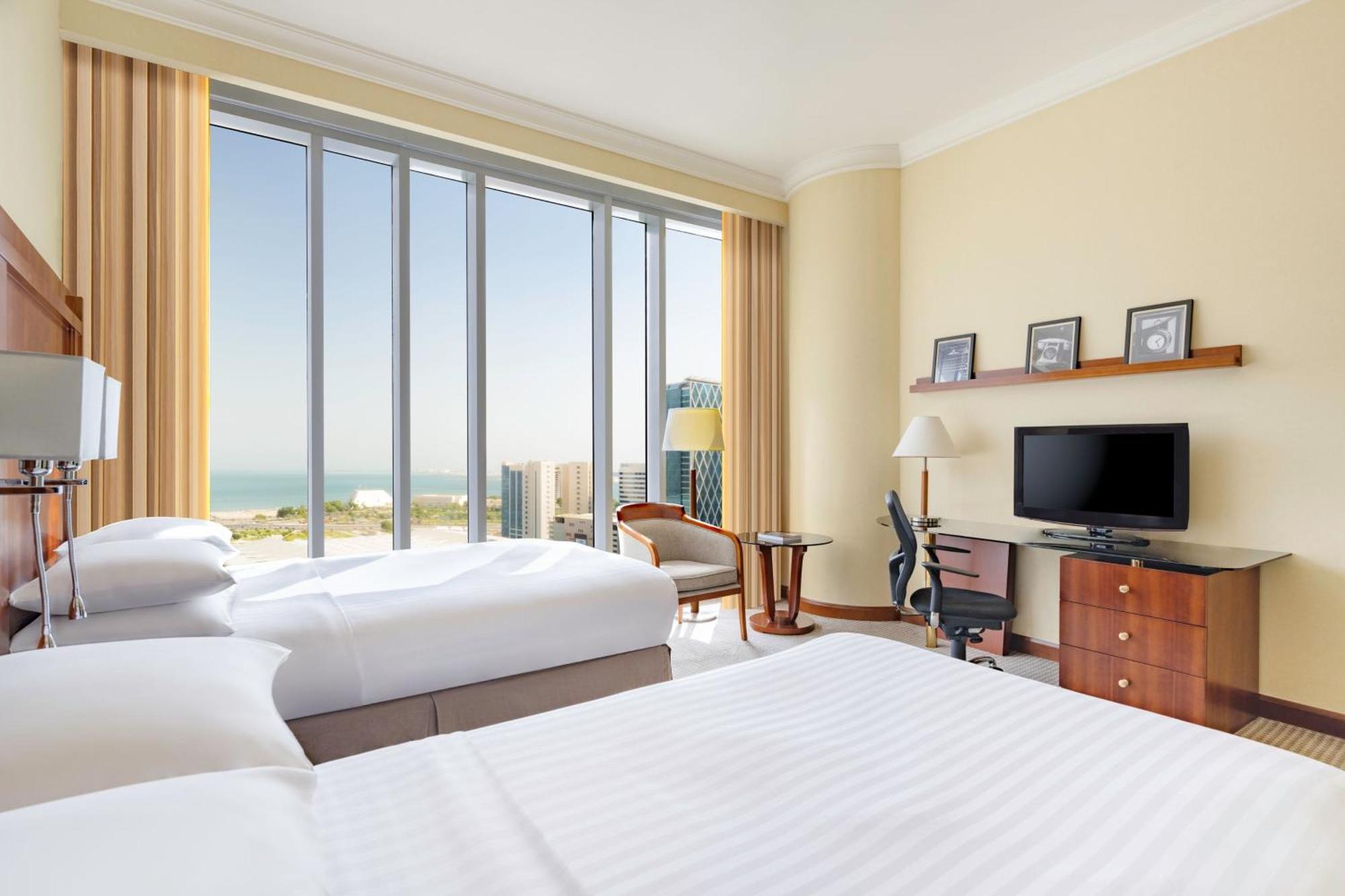 Family Twin Room Beach Access