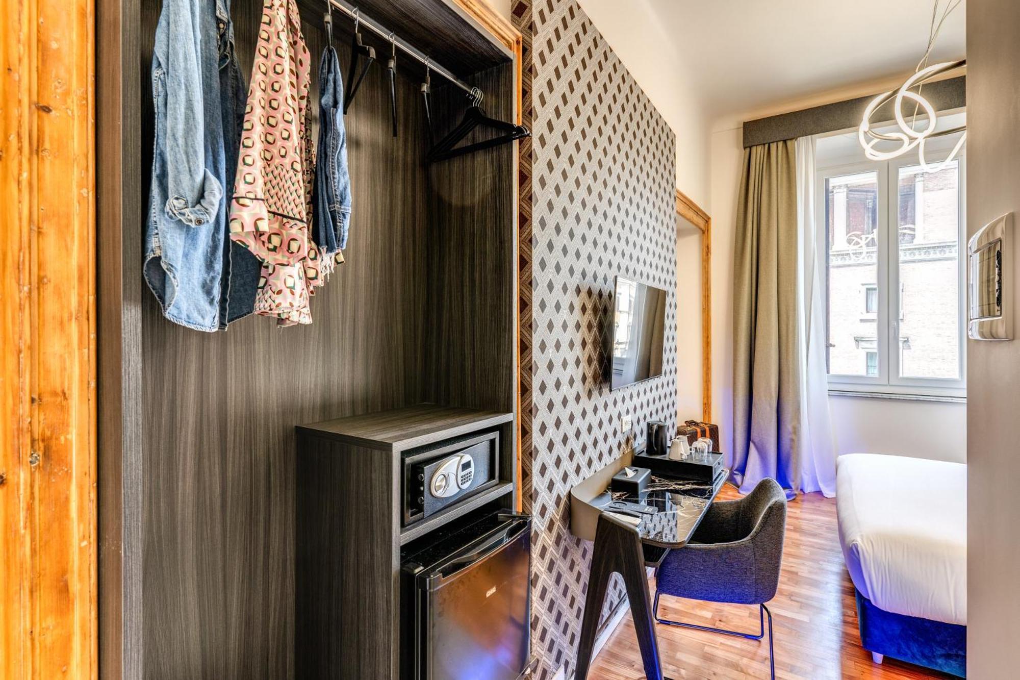 Queen Room
