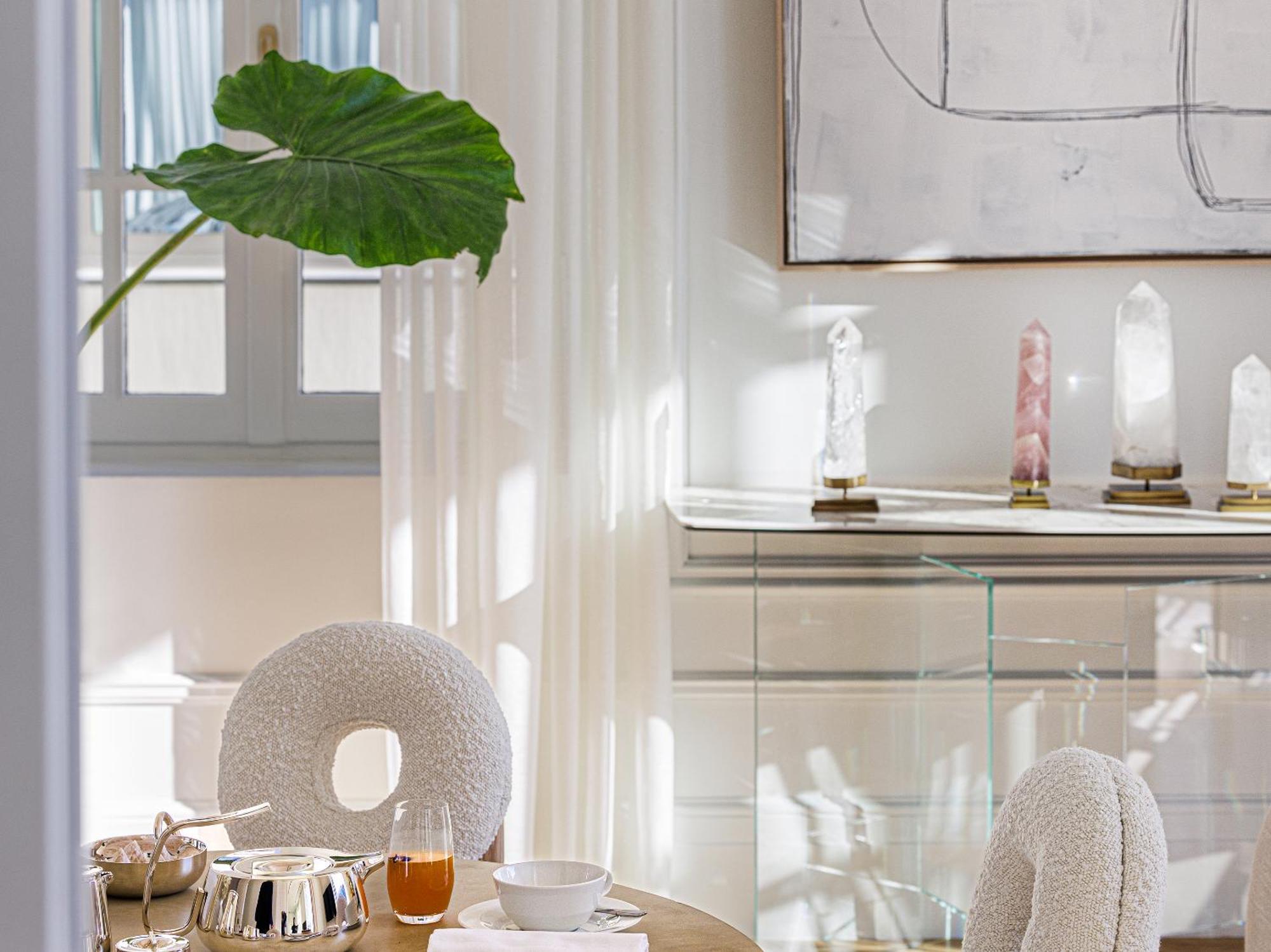Acropolis Grand Apartment