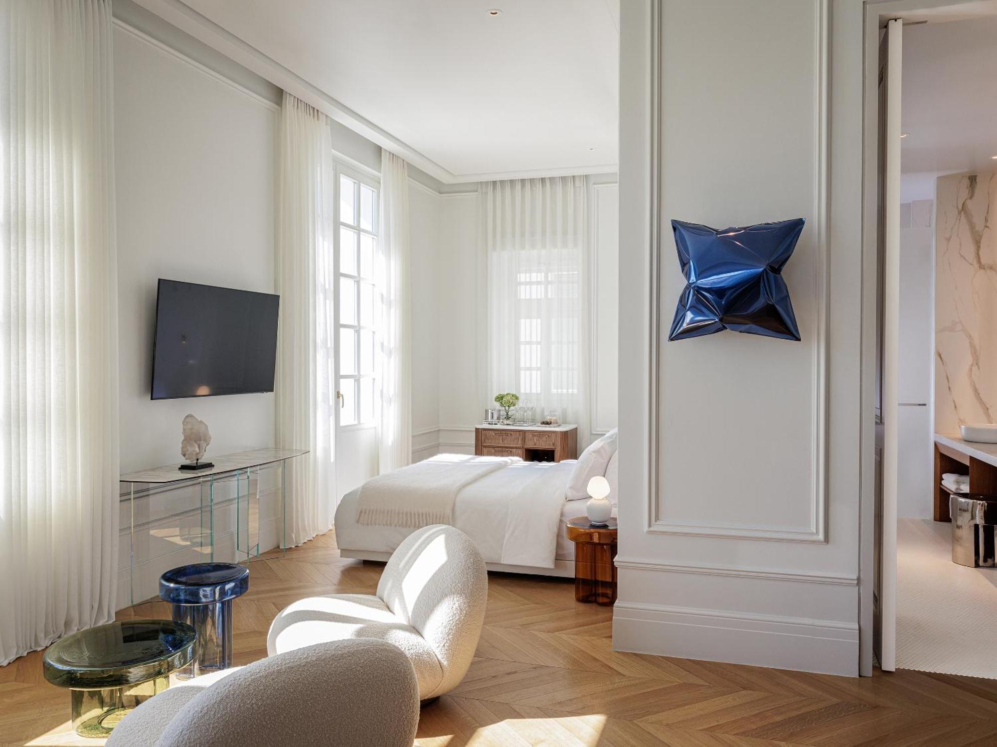 Acropolis Grand Apartment