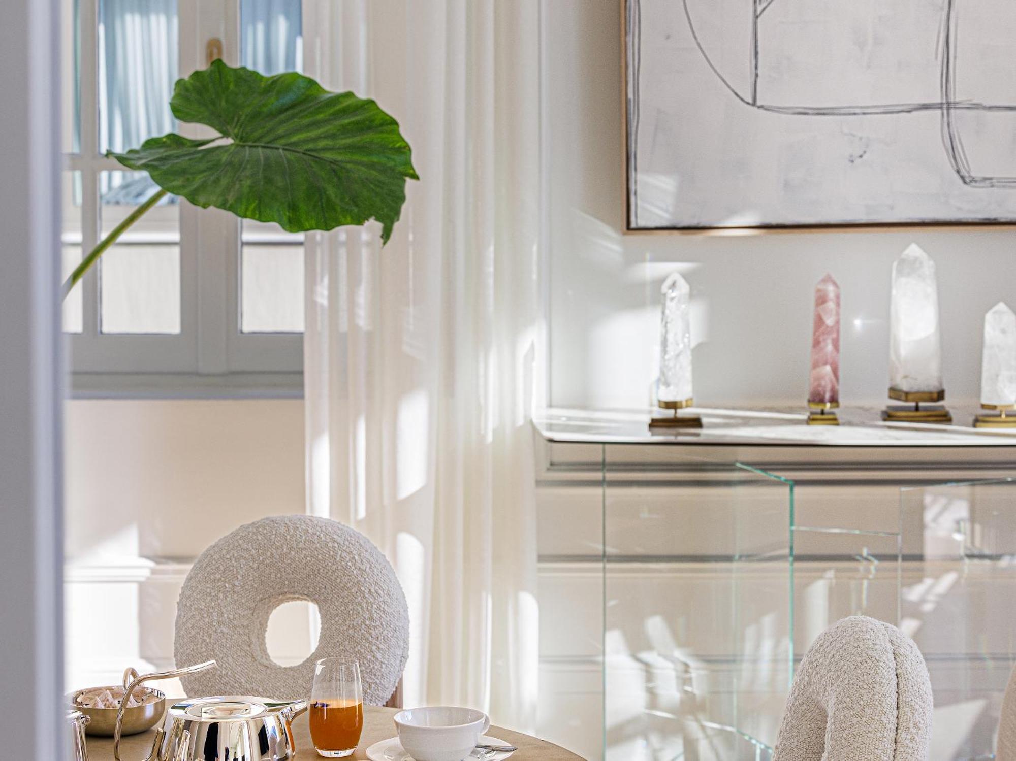 Acropolis Grand Apartment
