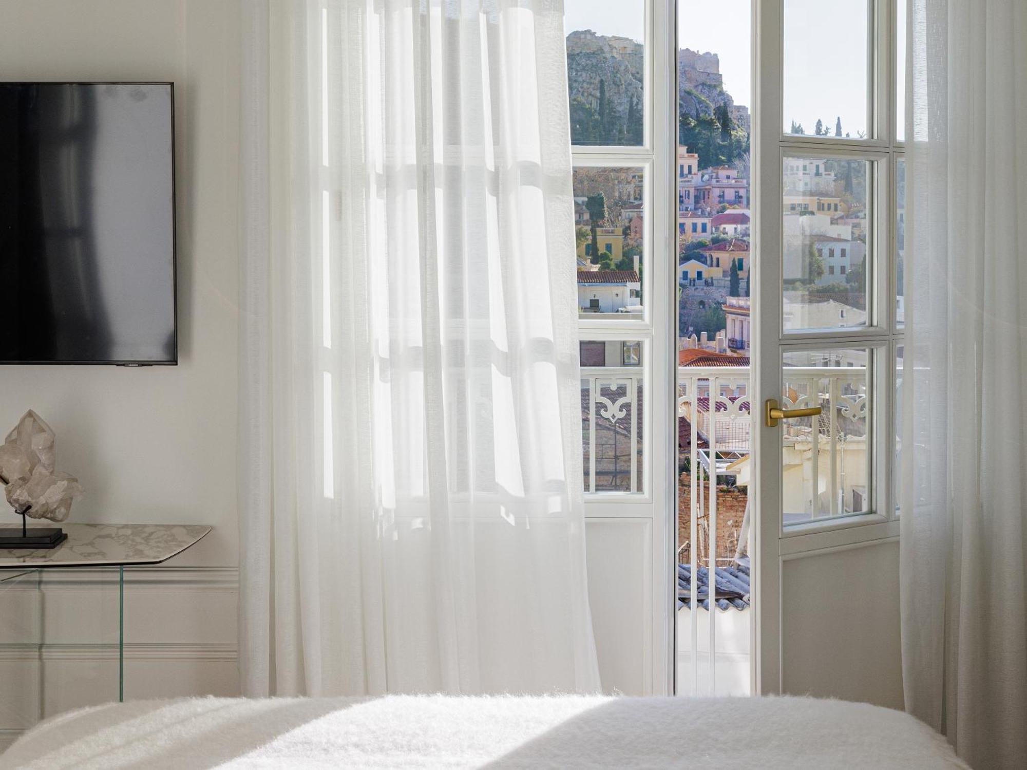Acropolis Grand Apartment