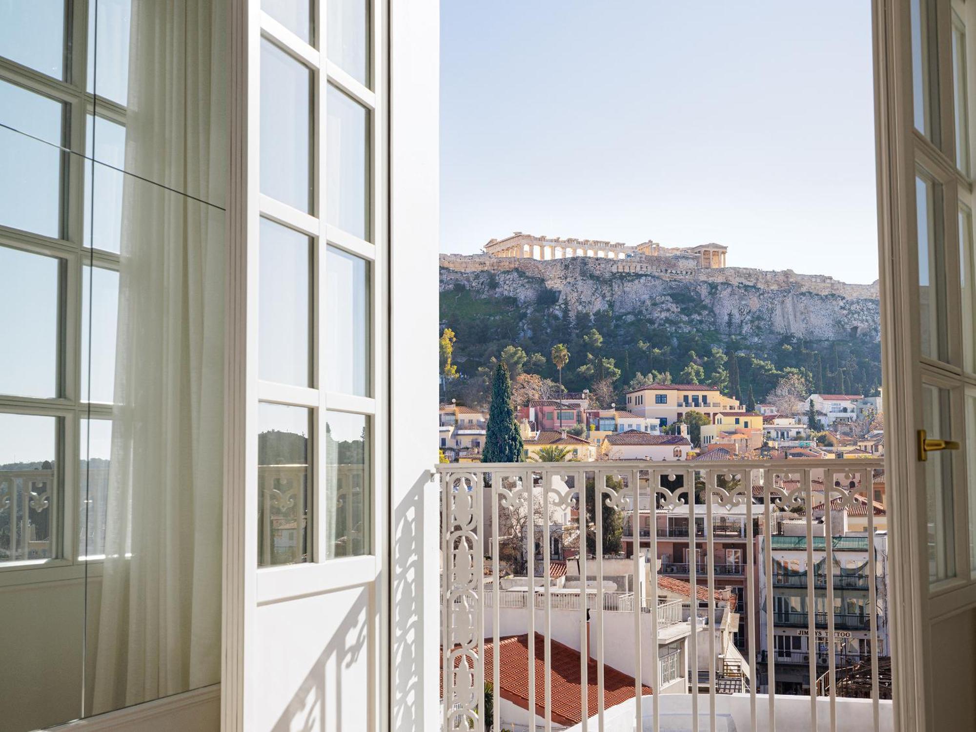 Acropolis Grand Apartment