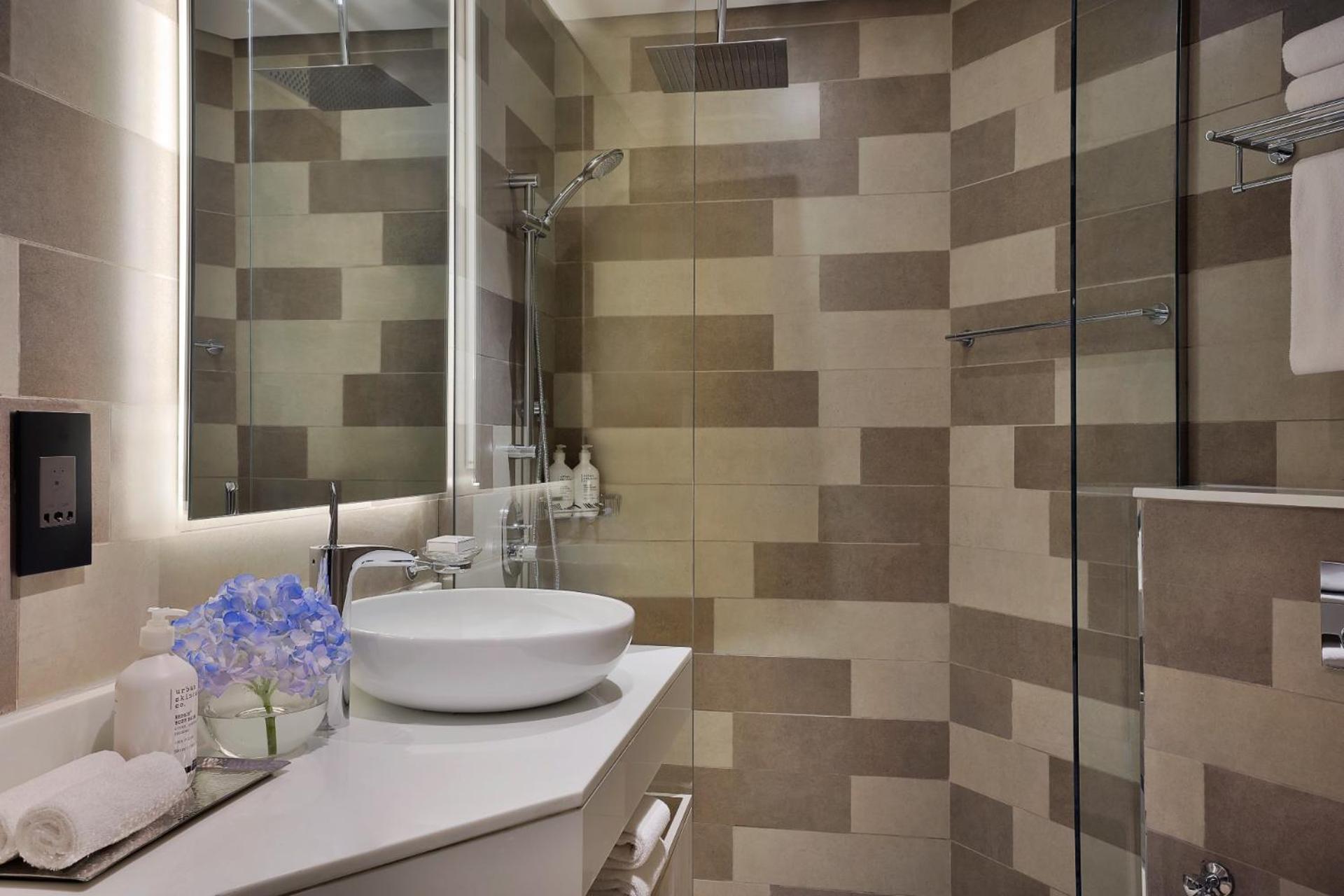 Superior Studio Balcony Beach & Rooftop Infinity Pool Access Kids Club Access