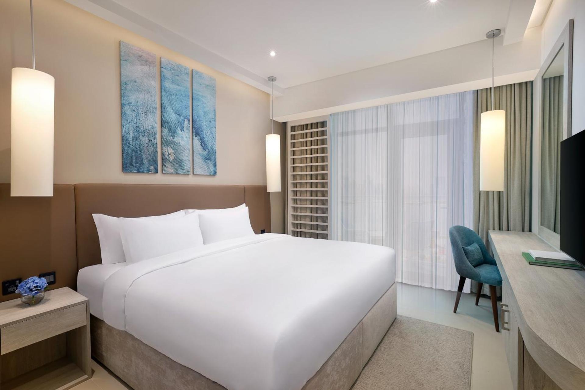 One Bedroom Apartment Balcony Beach & Rooftop Infinity Pool Access Kids Club Access