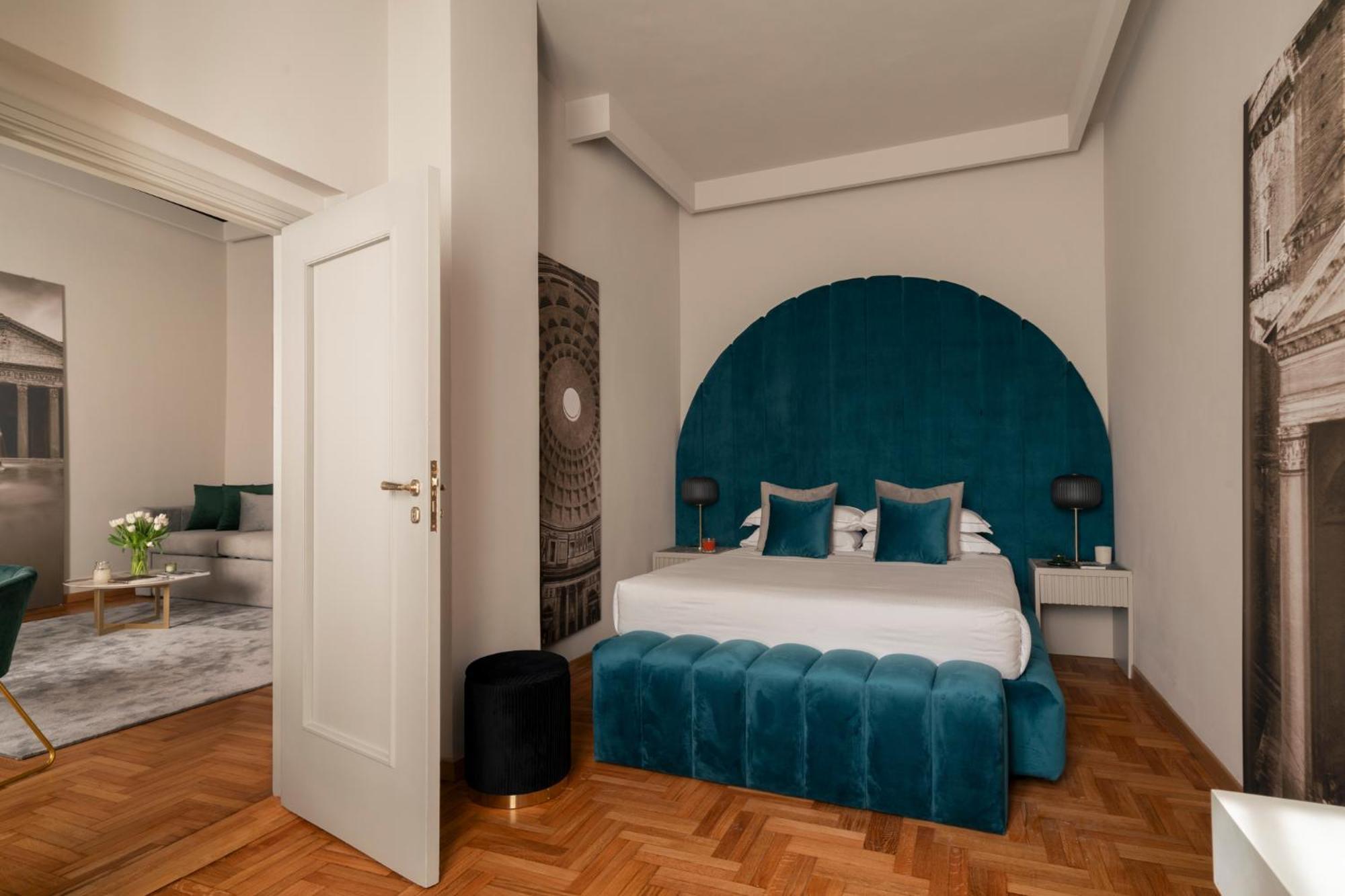 Pantheon View Suite Apartment Separate Building