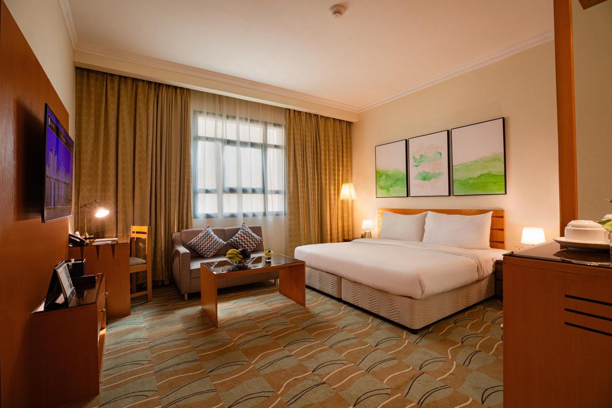 Deluxe King Room,1567221230:JPEG