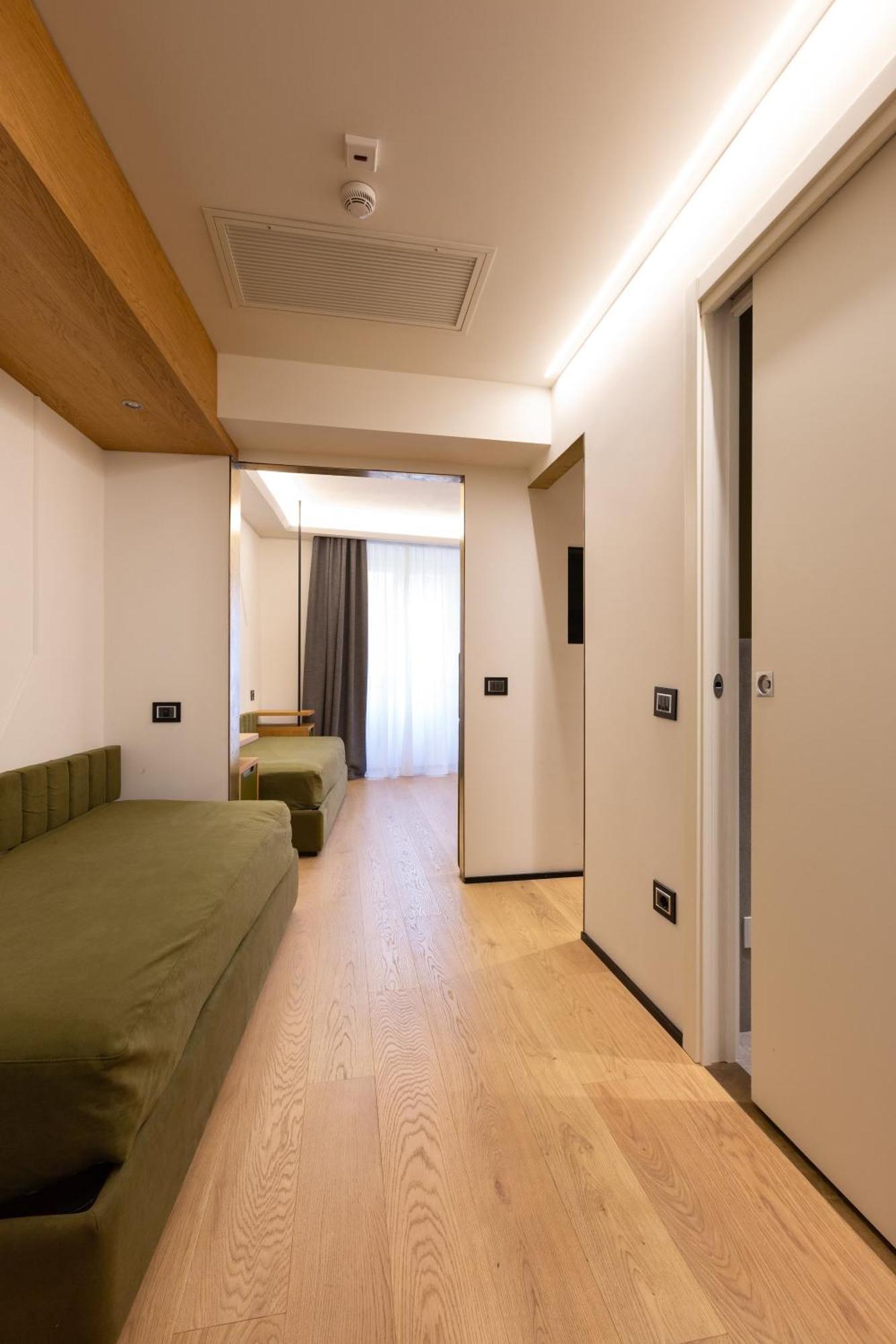 Premium Quadruple Room