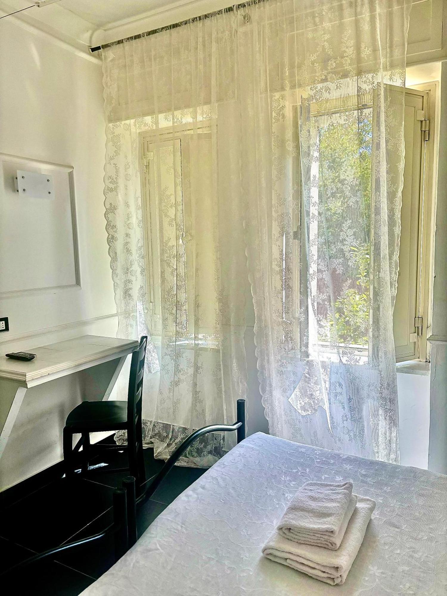 Small Double Room