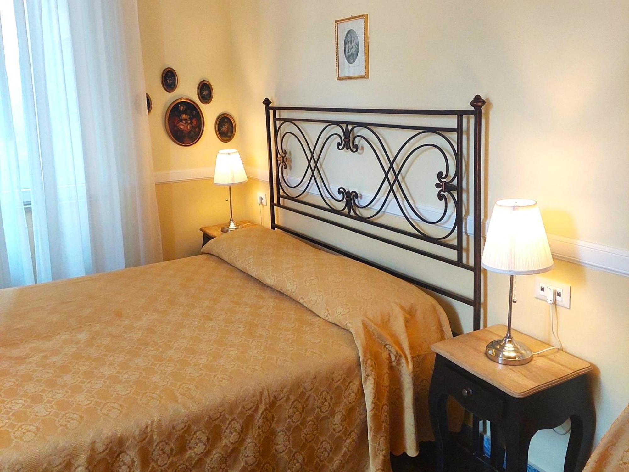 Double or Twin Room Sofa Bed