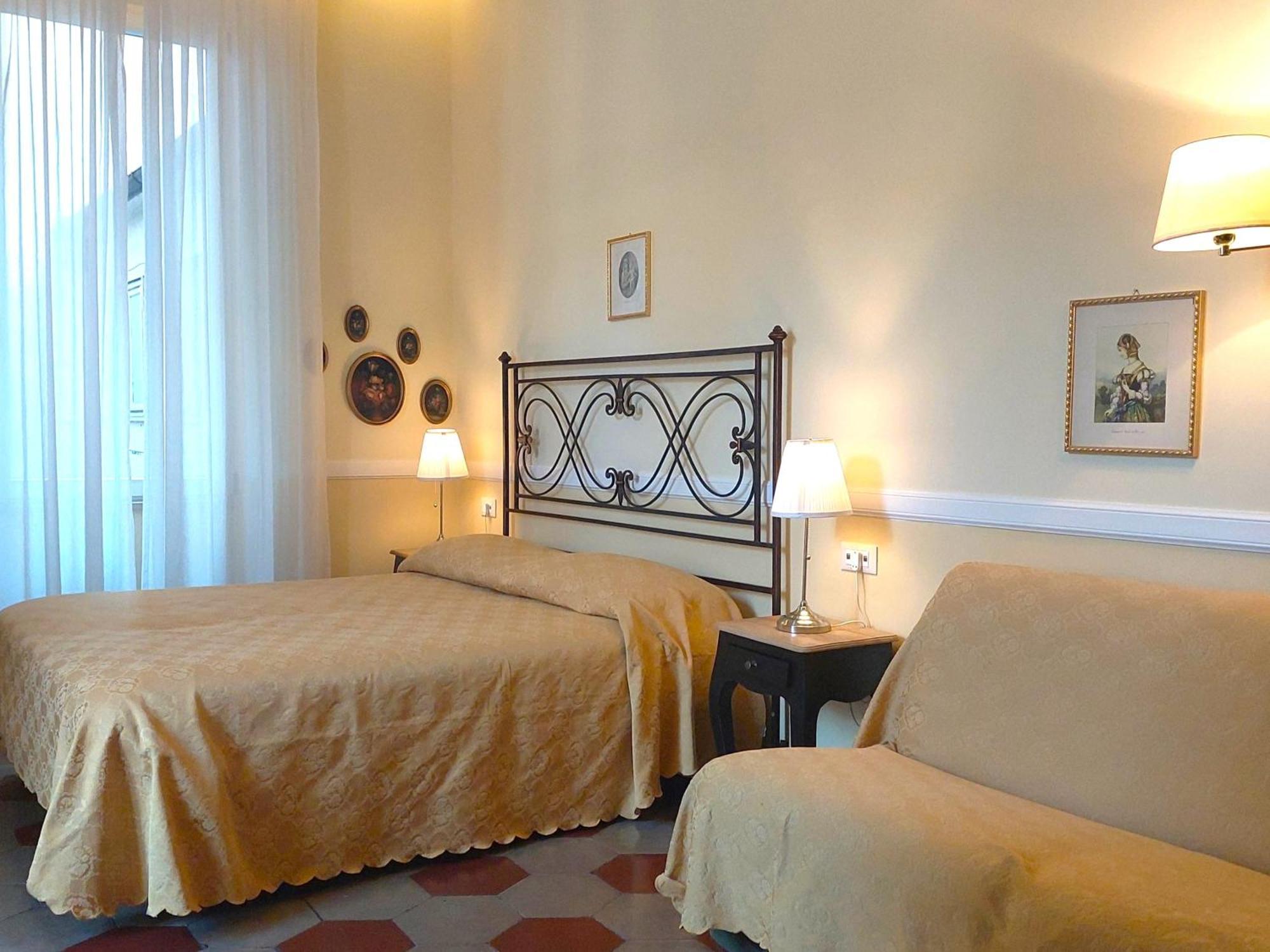 Double or Twin Room Sofa Bed