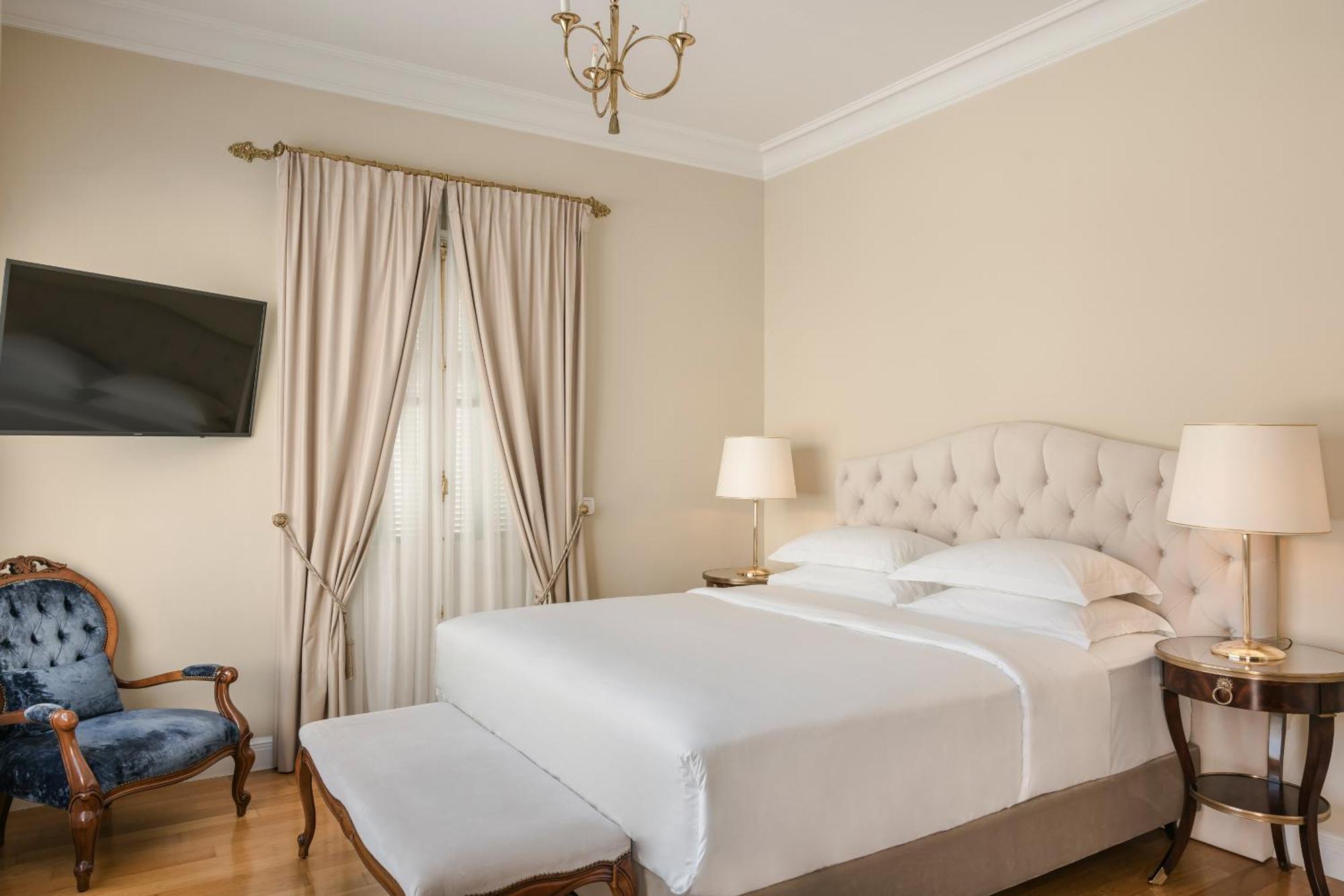 Signature Suite Acropolis View