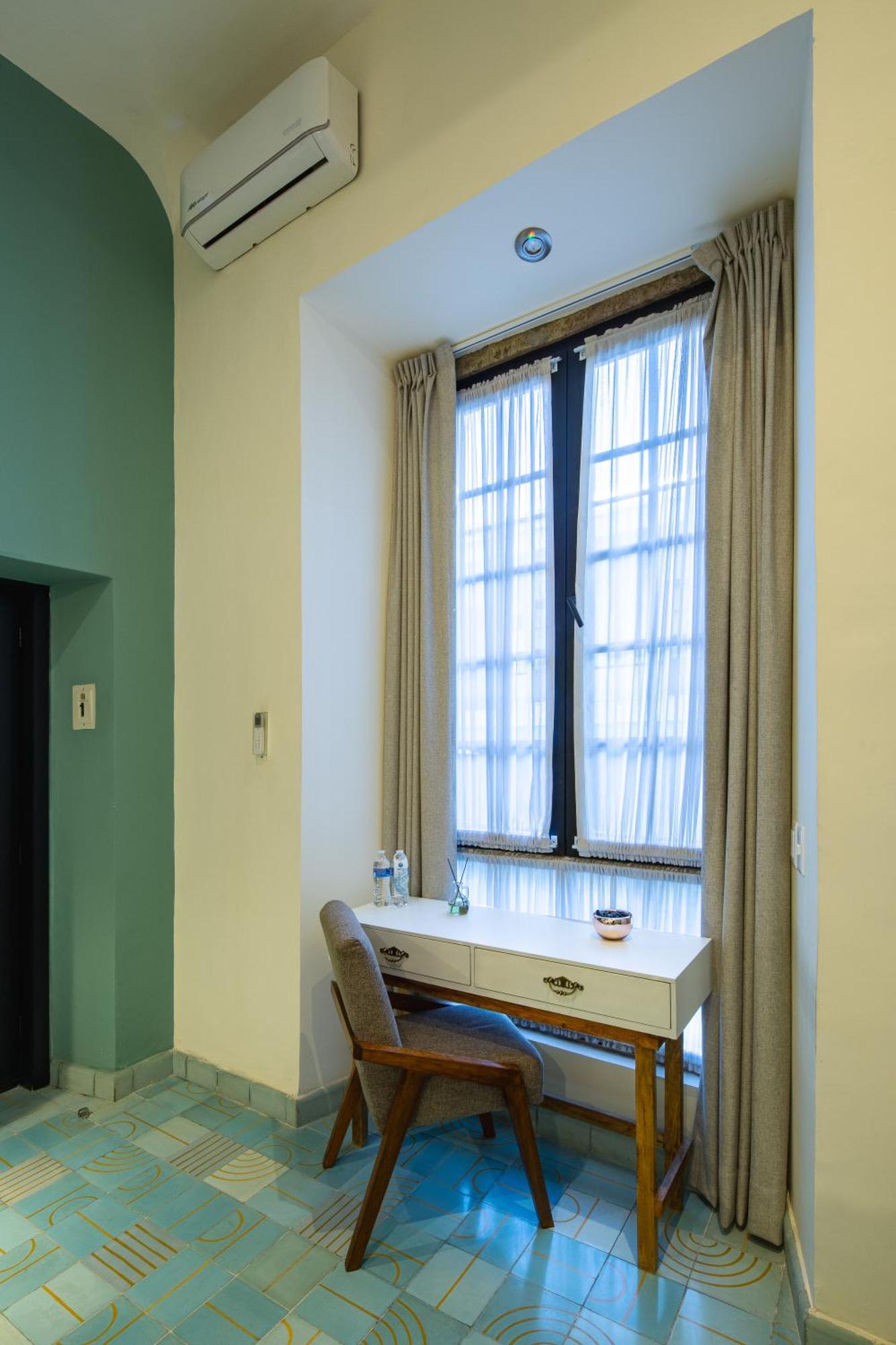 Superior Queen Room