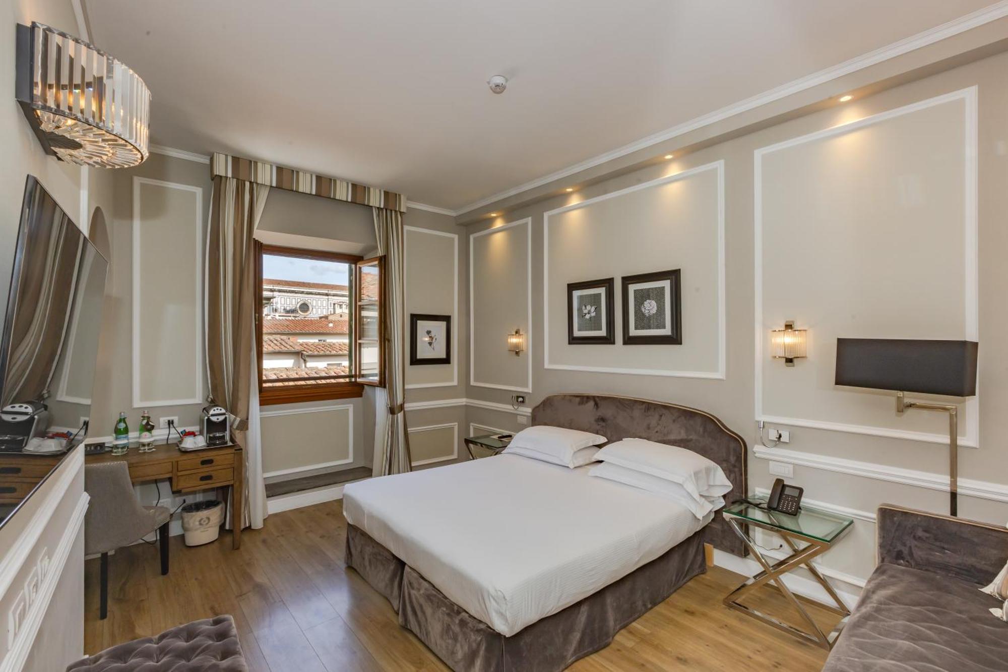 Prestige Double or Twin Room Cathedral View