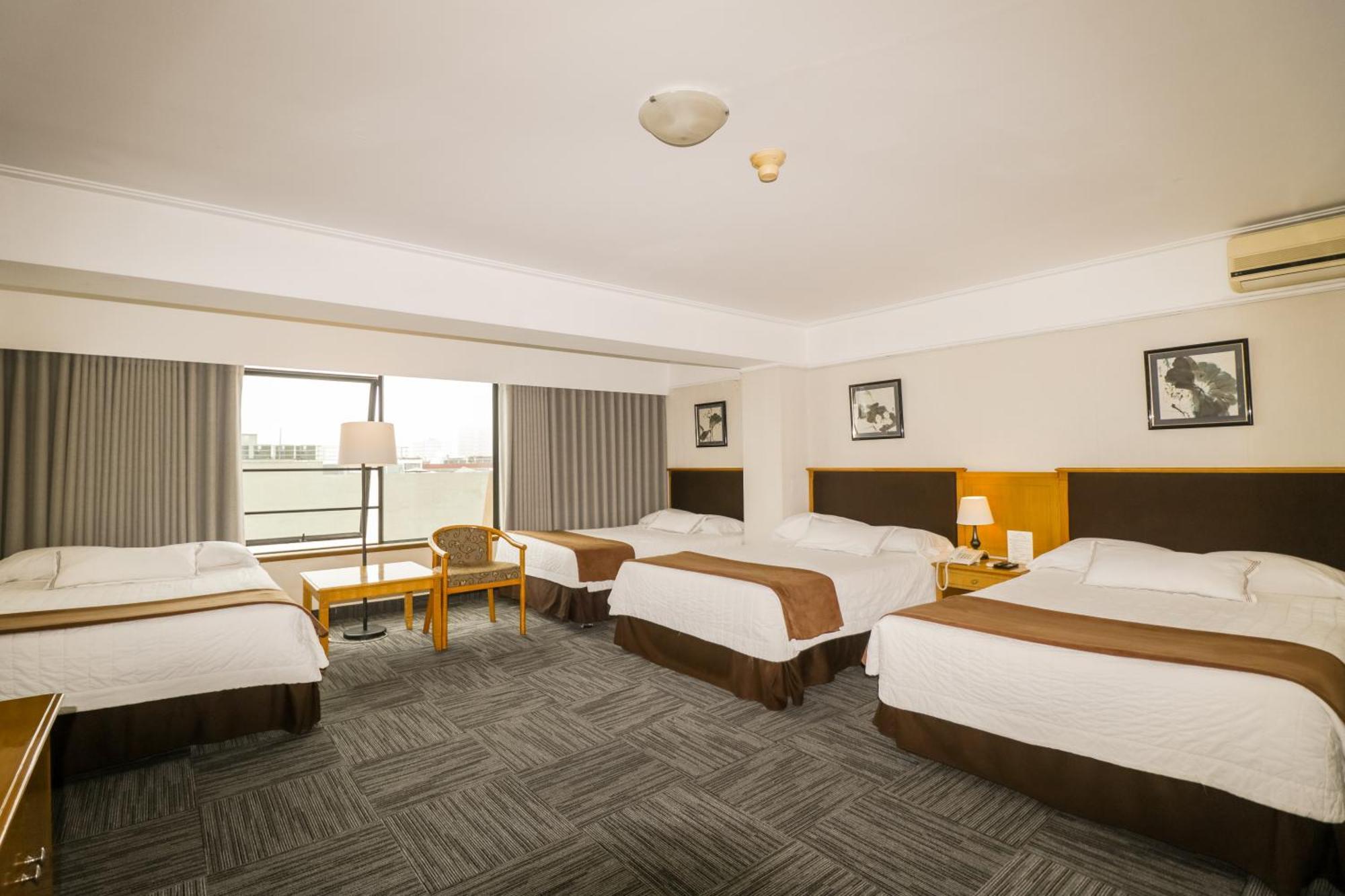 Standard Quadruple Room