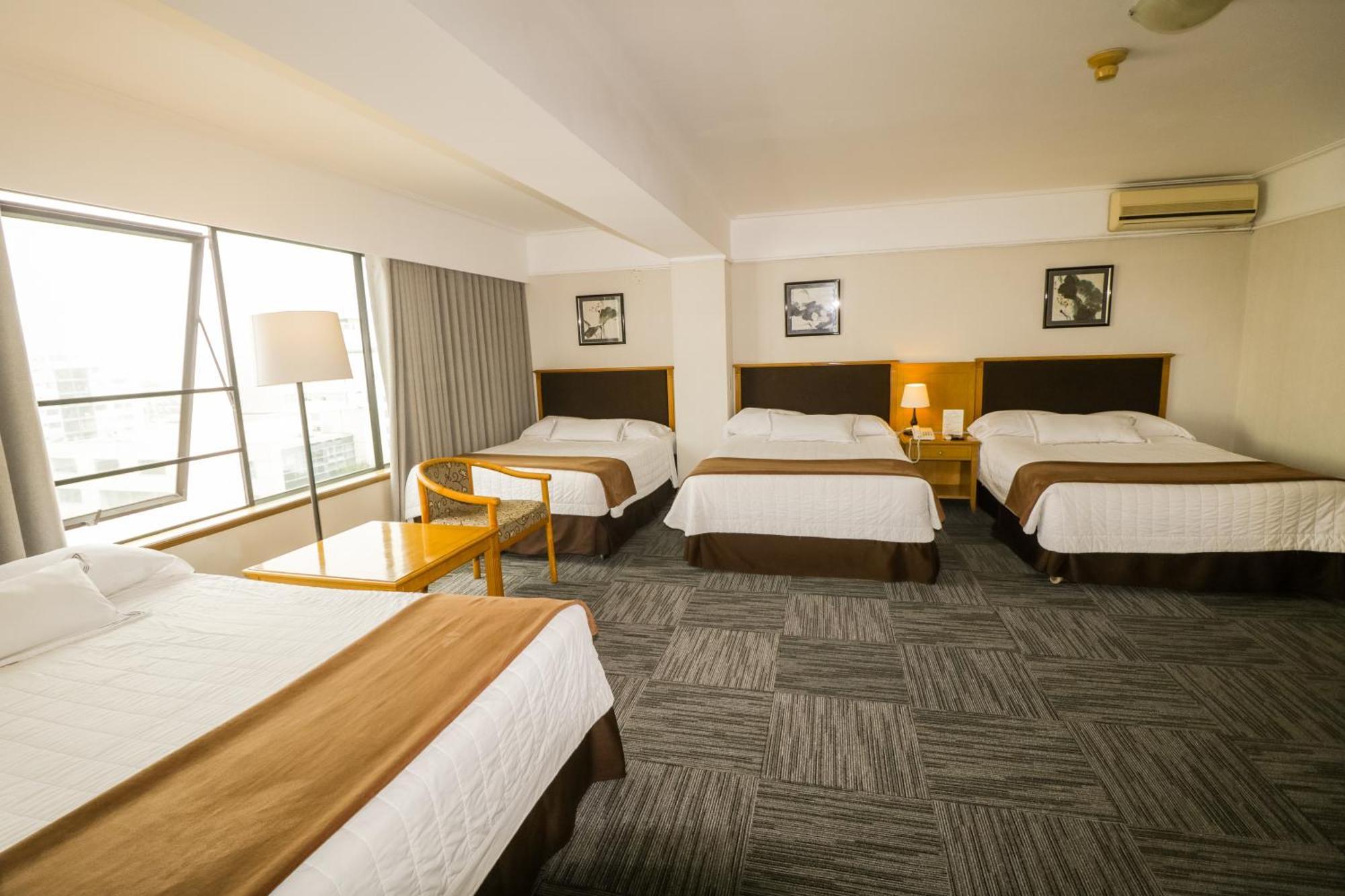 Standard Quadruple Room