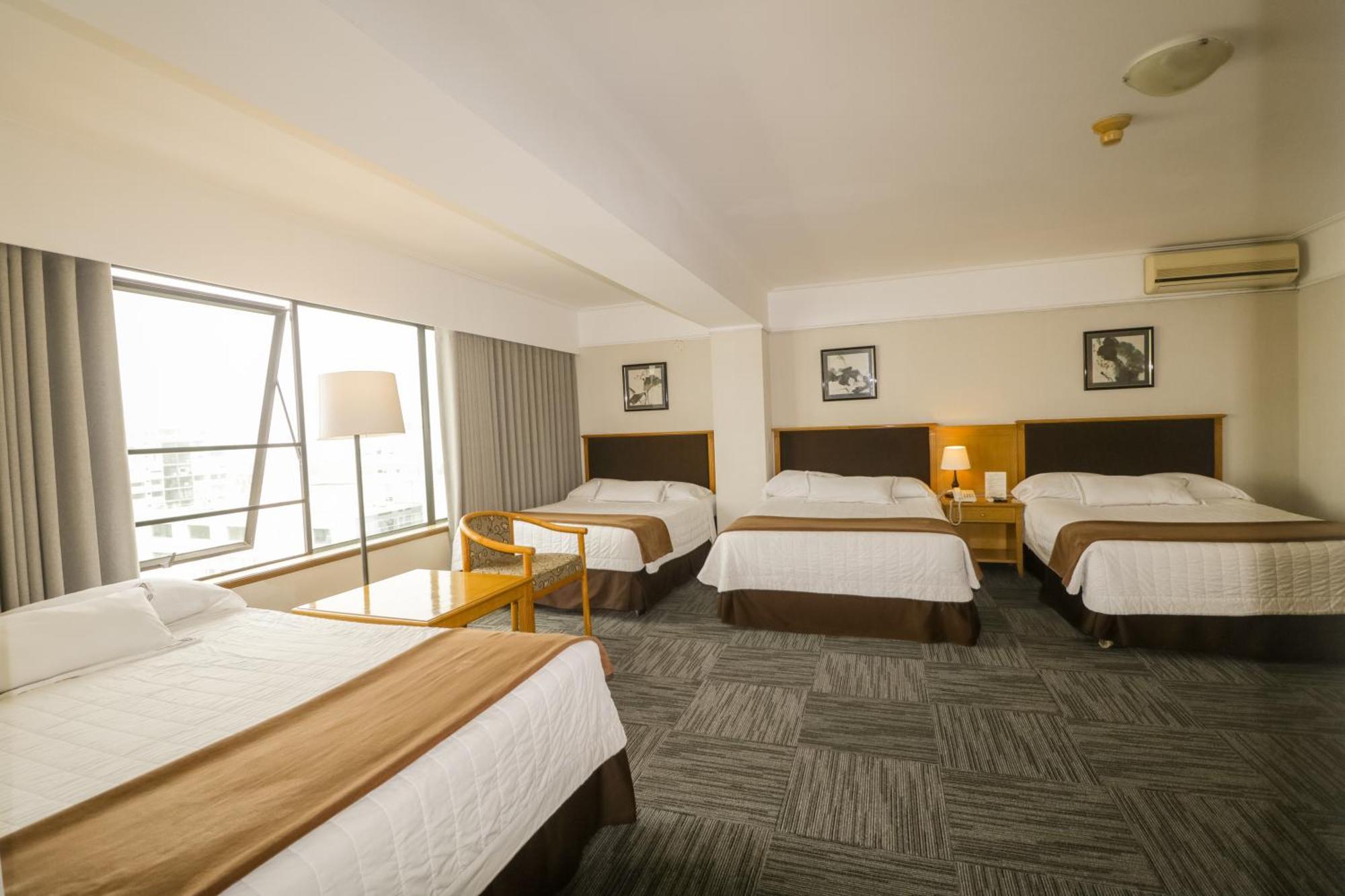 Standard Quadruple Room