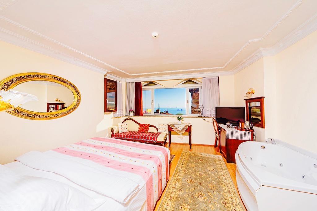 Deluxe Double Room with Sea View