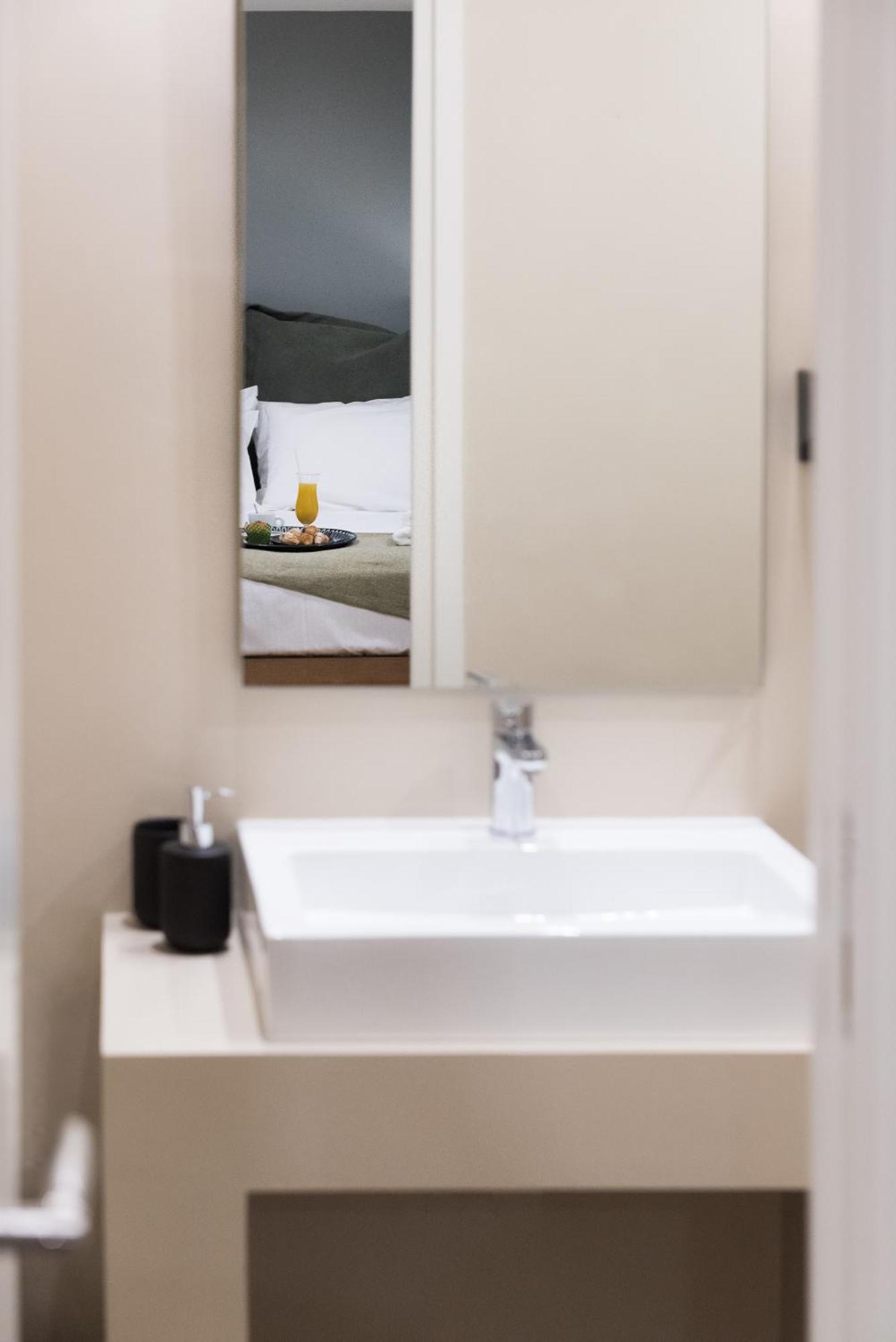 Senior Suite Metropolis View