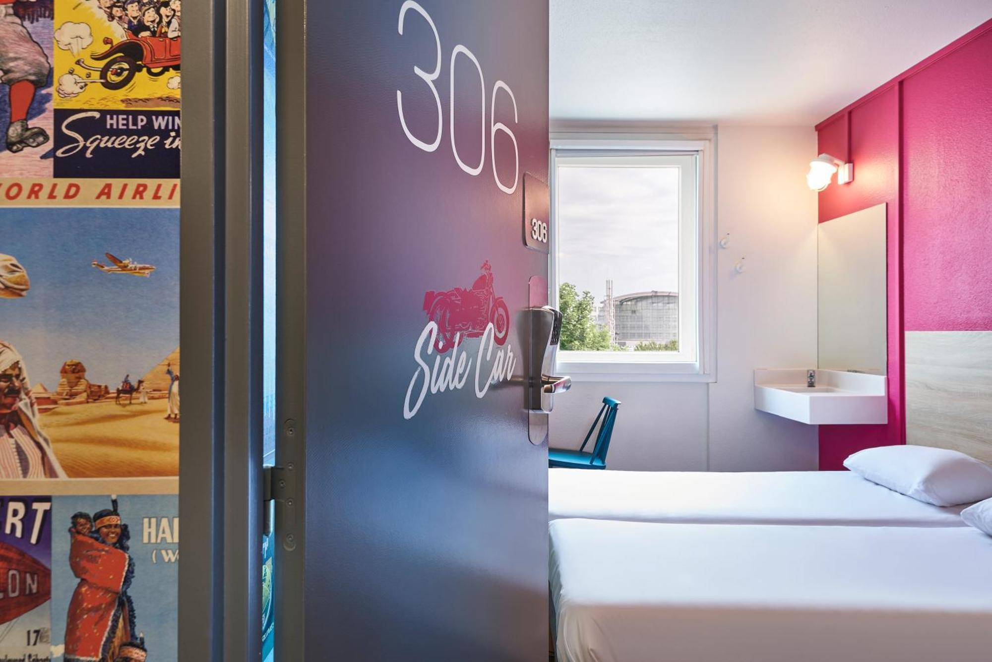 Side-Car Twin Room