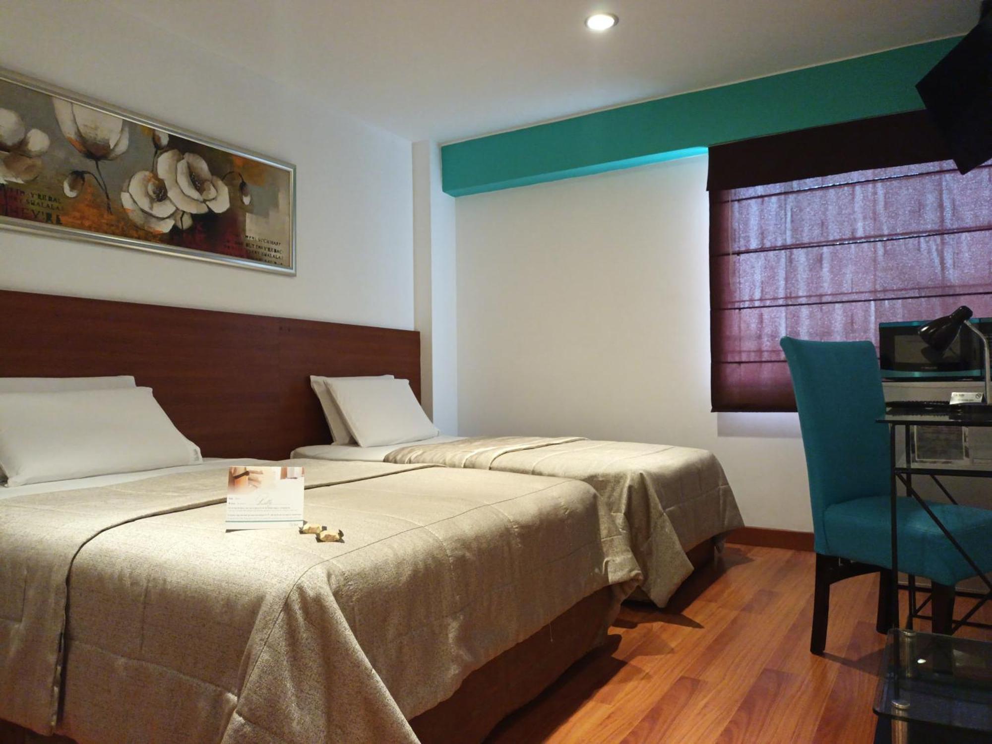 Standard Twin Room