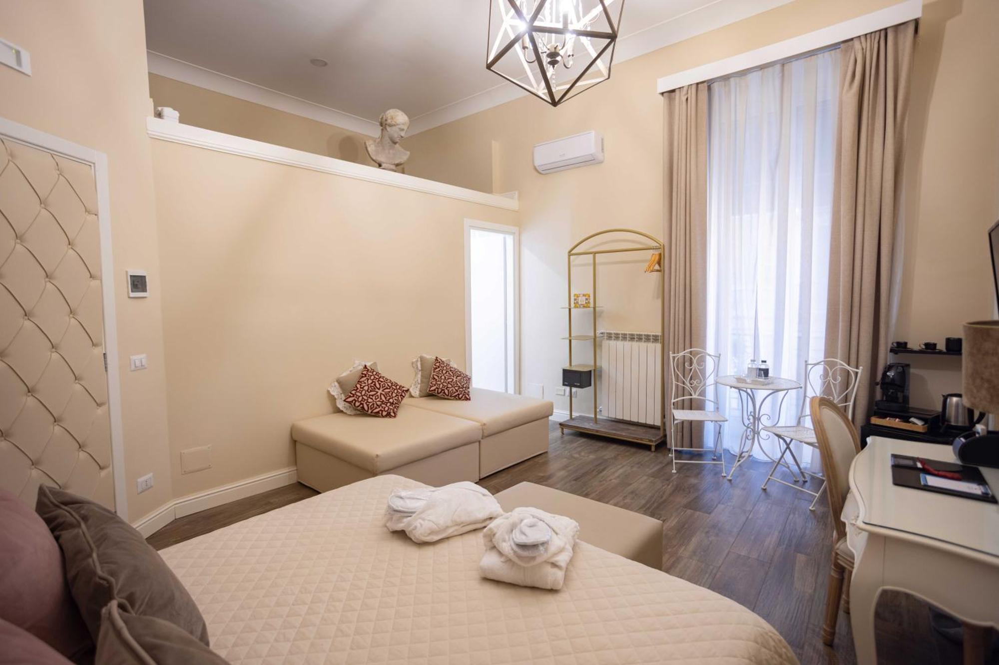 Luxury Triple Room