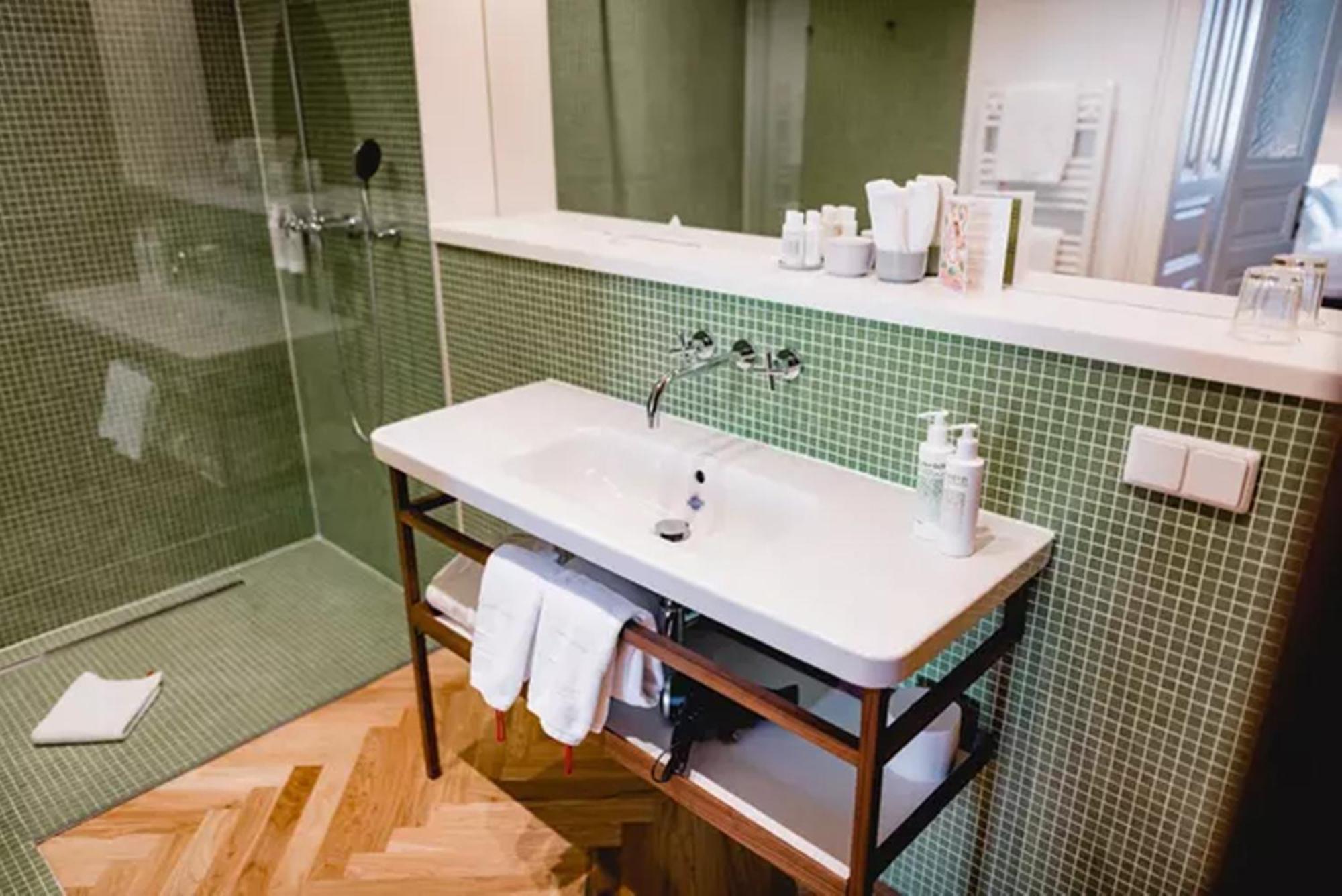 Deluxe Two-Bedroom Suite