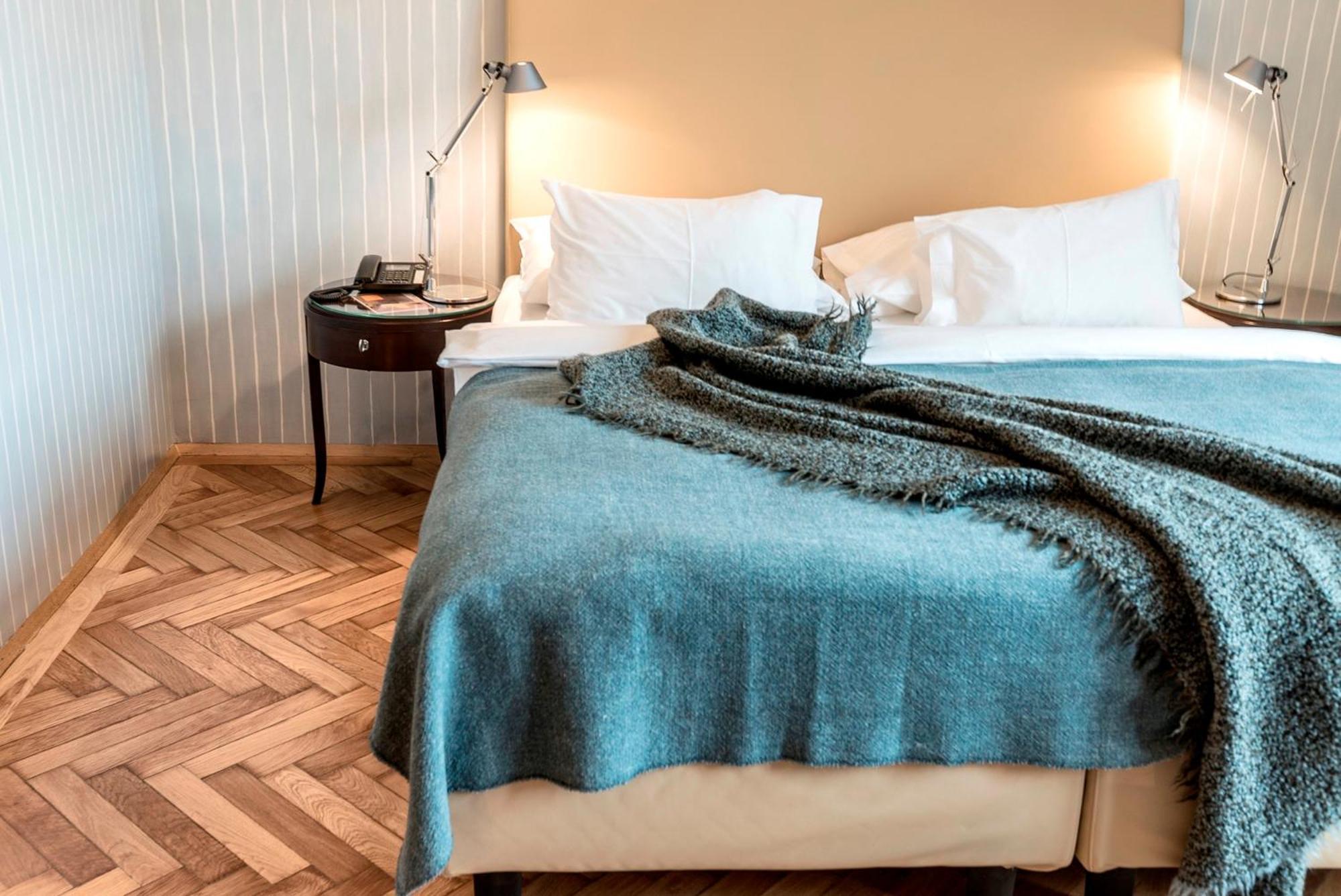 Double Room Large